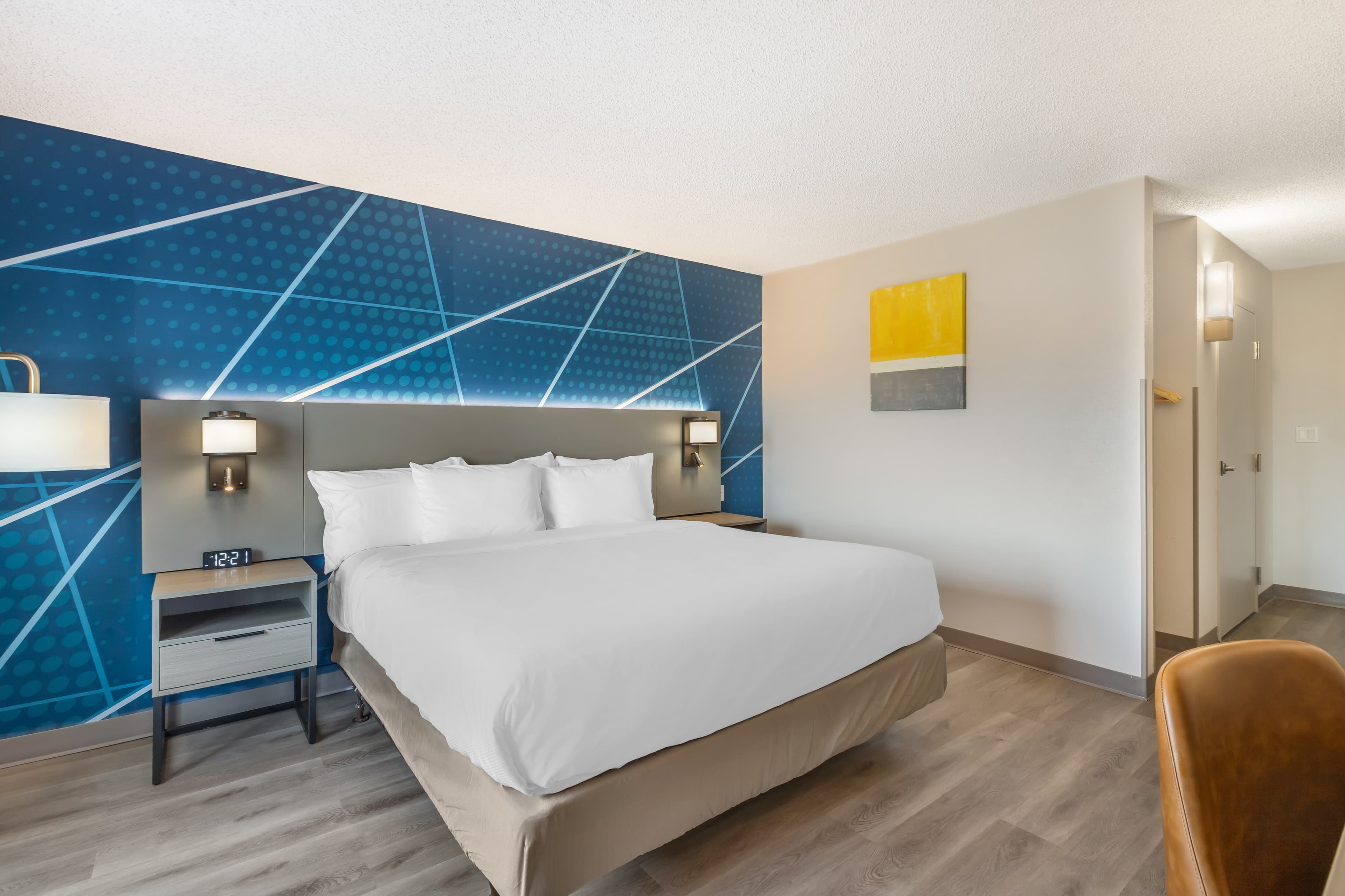 Comfort Inn & Suites Arlington Heights - Buffalo Grove — 8