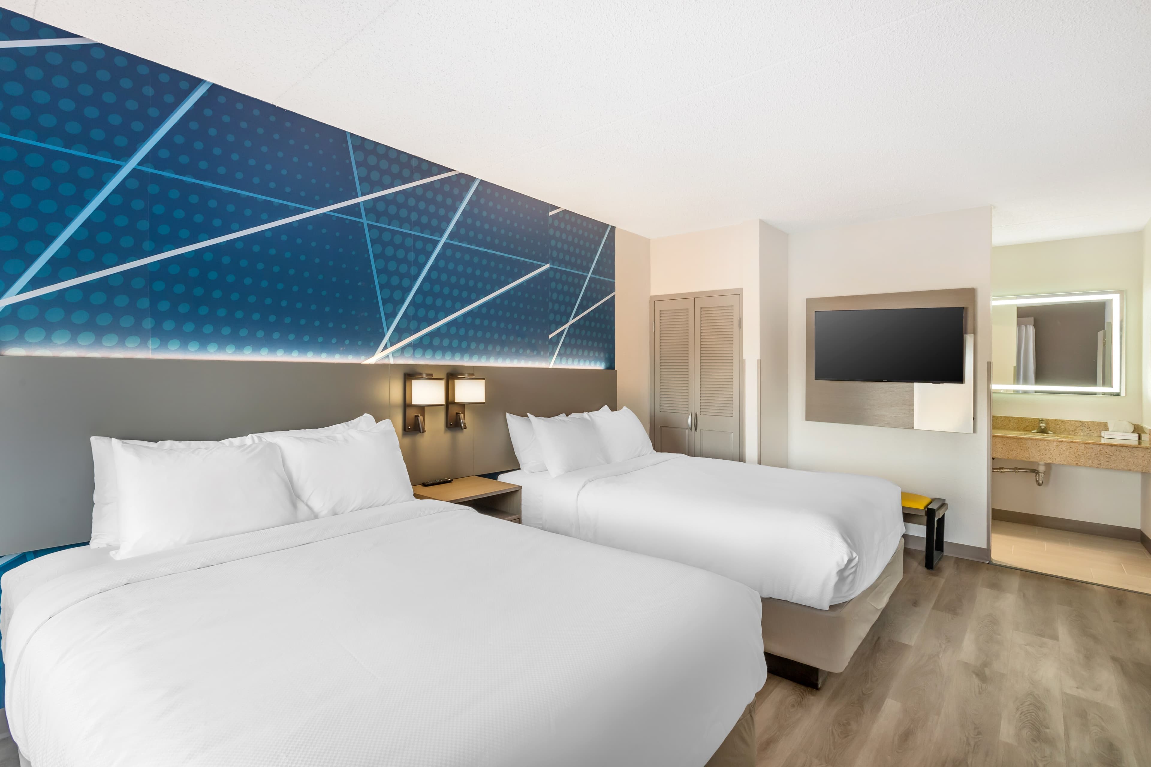 Comfort Inn & Suites Arlington Heights - Buffalo Grove — 17