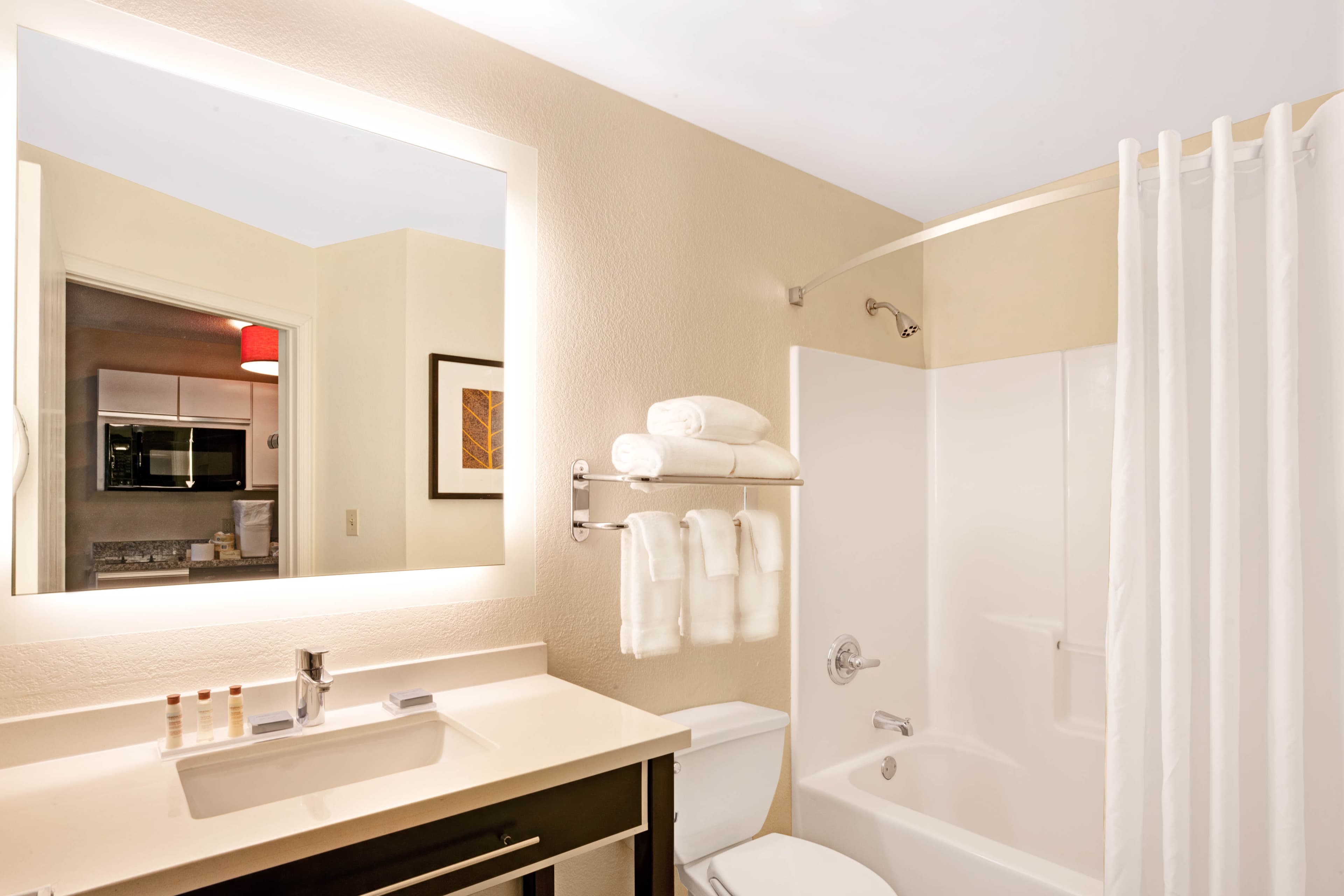 MainStay Suites Chicago Schaumburg - Image 3