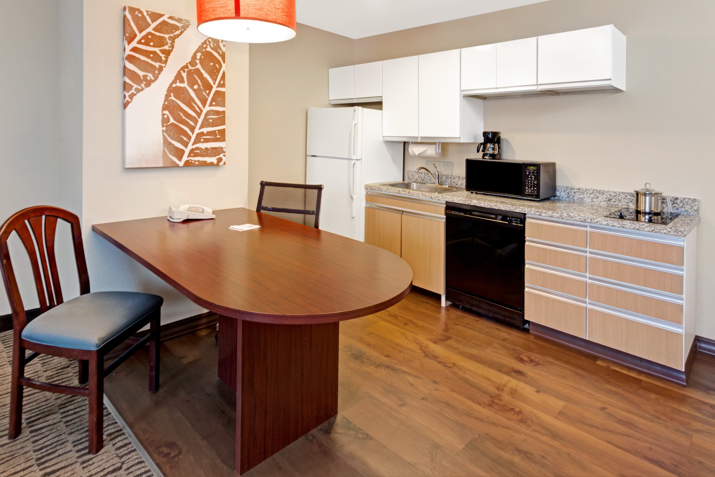 MainStay Suites Chicago Schaumburg - Image 1