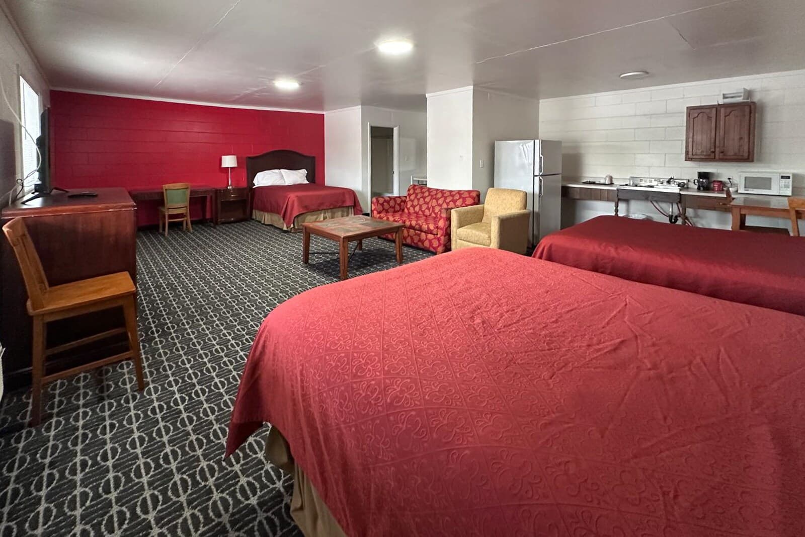 Rodeway Inn Flora — 6