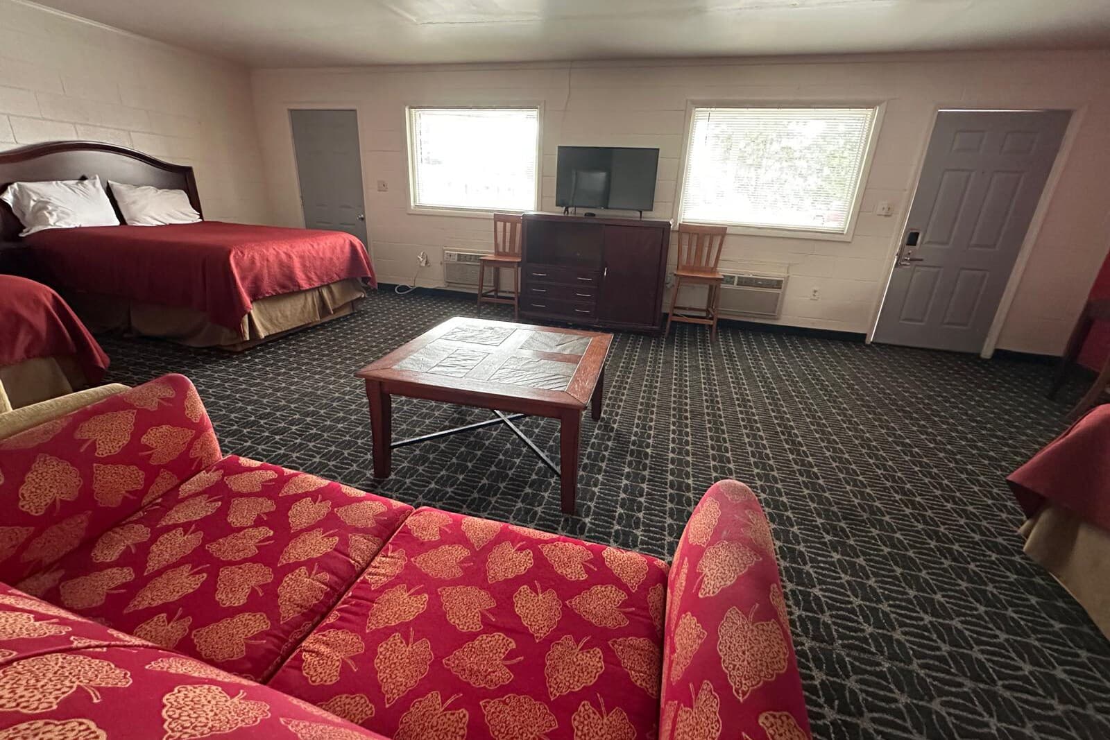 Rodeway Inn Flora — 10