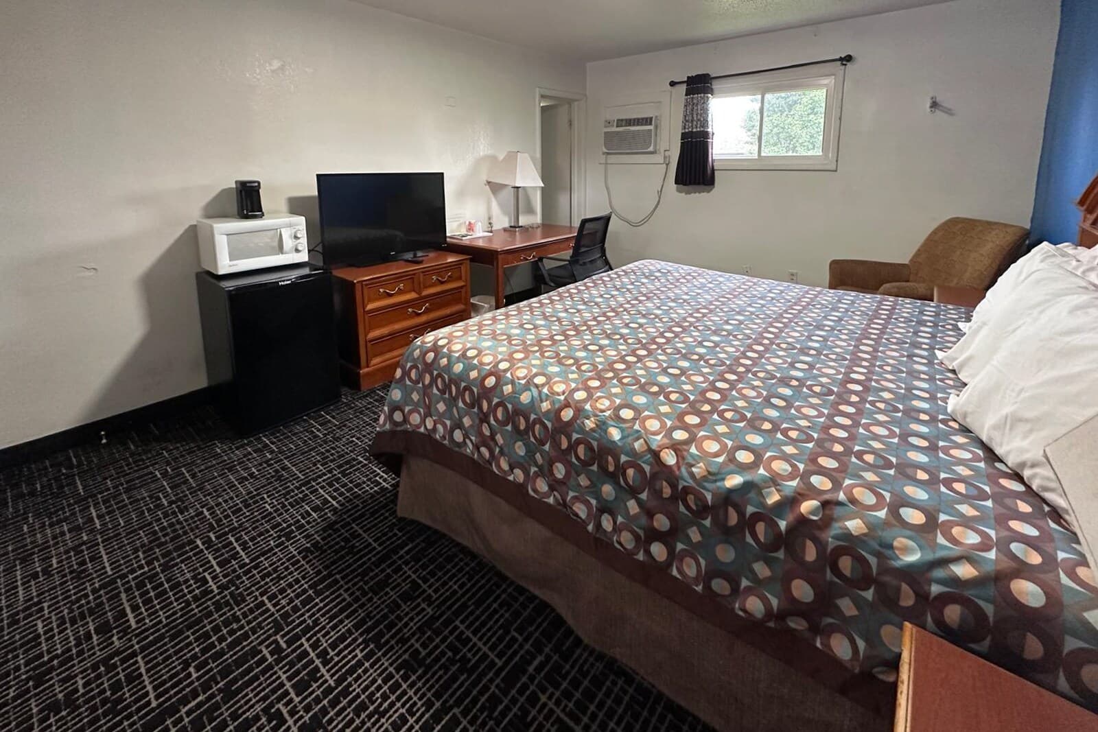 Rodeway Inn Flora - Image 5