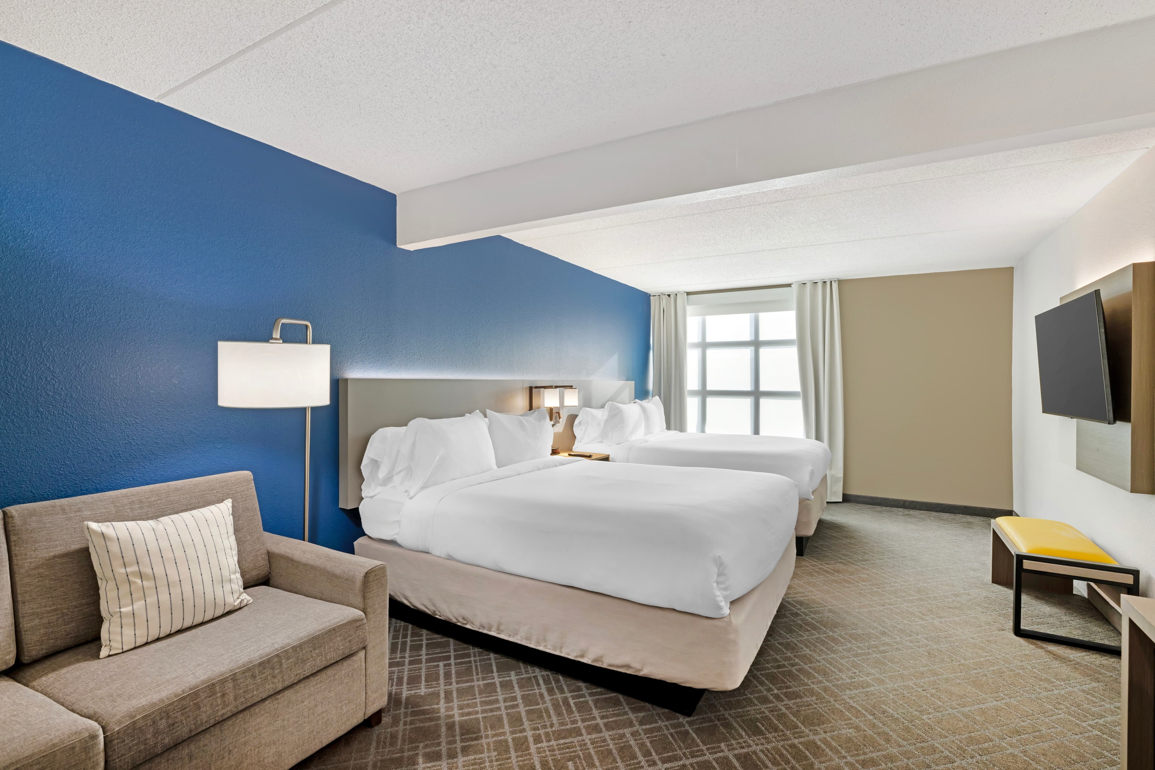 Comfort Inn & Suites Arlington Heights - Schaumburg — 14