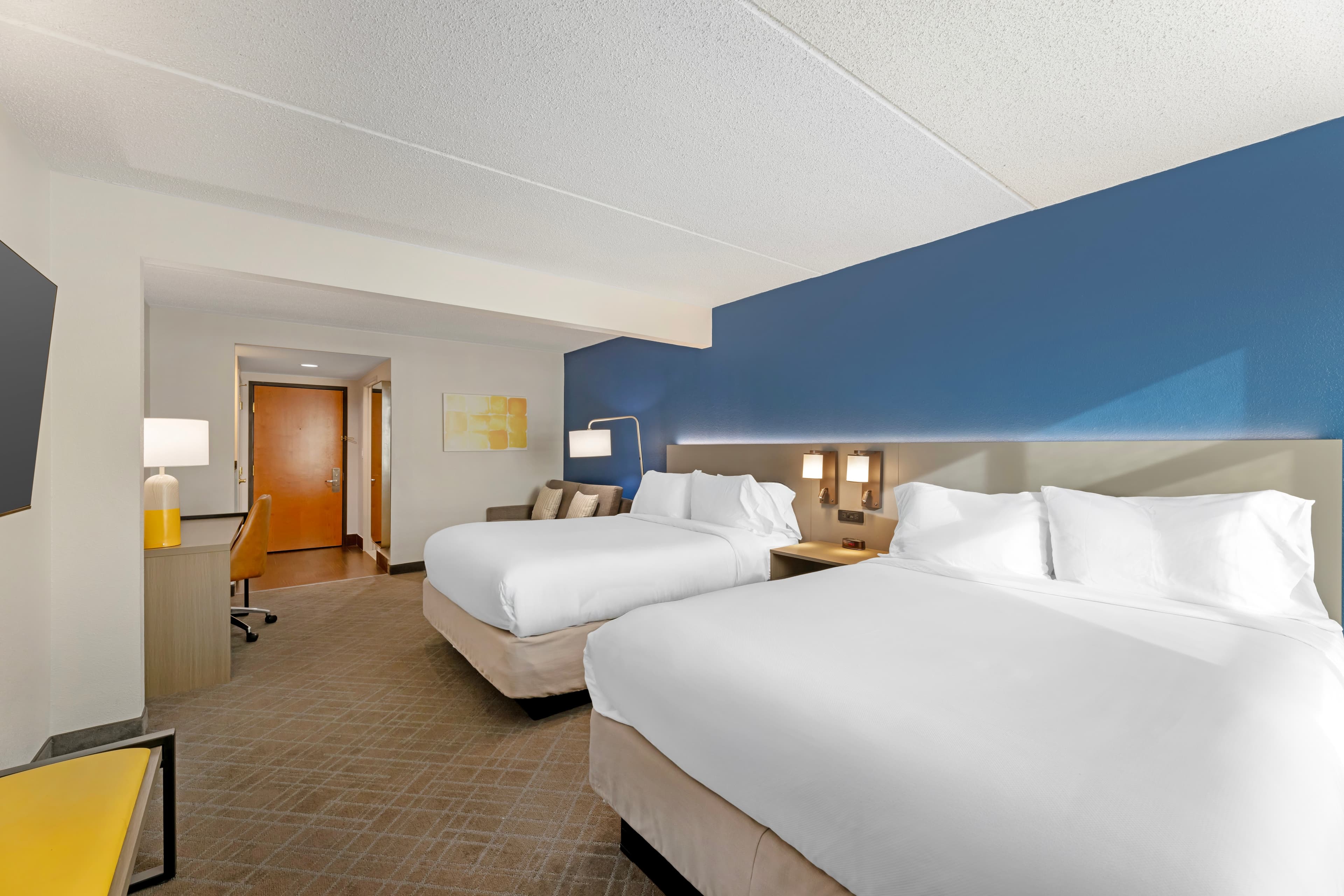 Comfort Inn & Suites Arlington Heights - Schaumburg — 15