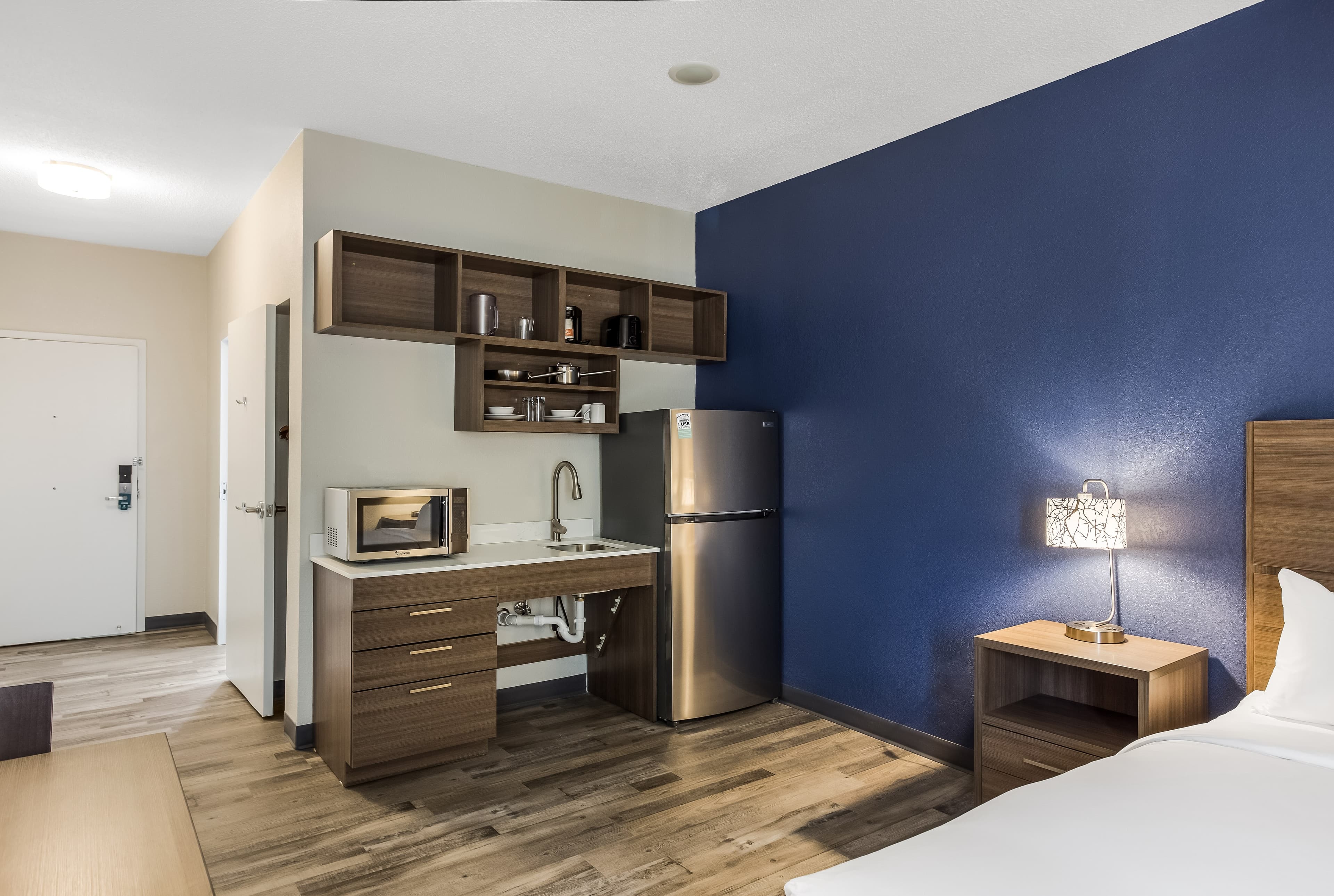 MainStay Suites Bourbonnais - Kankakee - Image 4