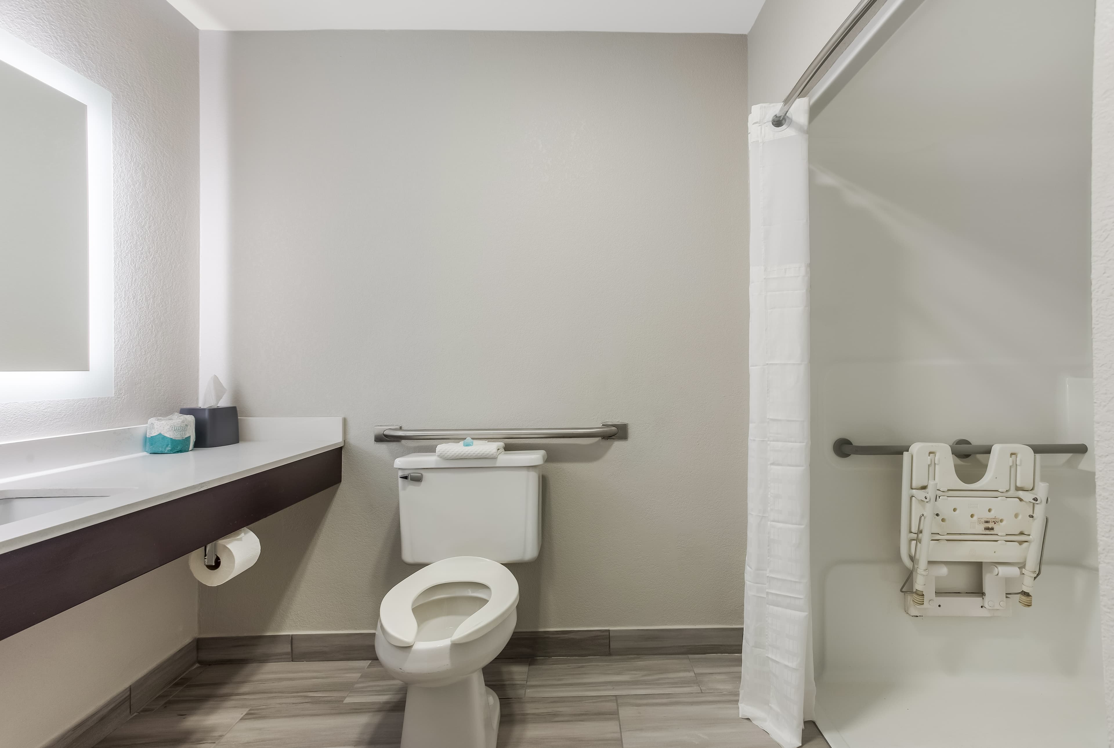 MainStay Suites Bourbonnais - Kankakee — 17