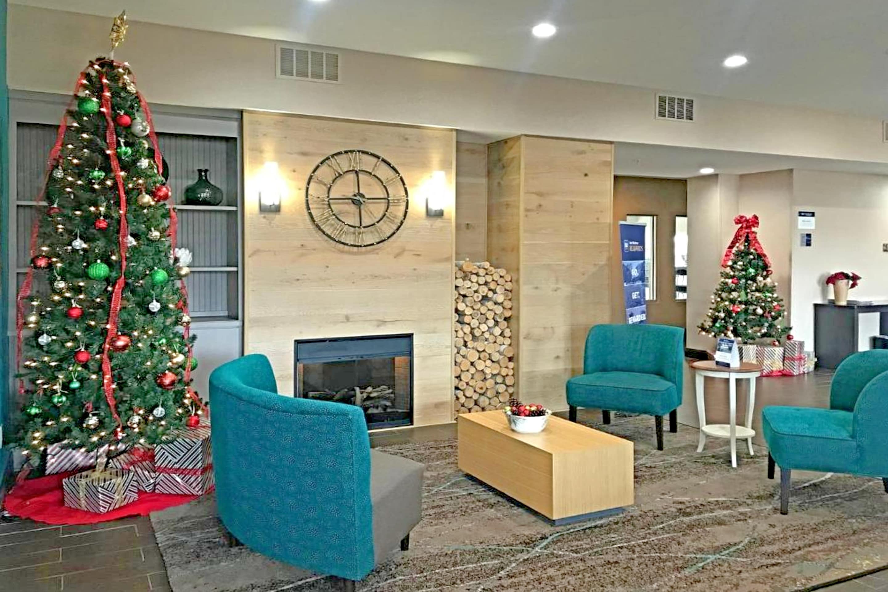 Comfort Inn & Suites OFallon - St Louis Area