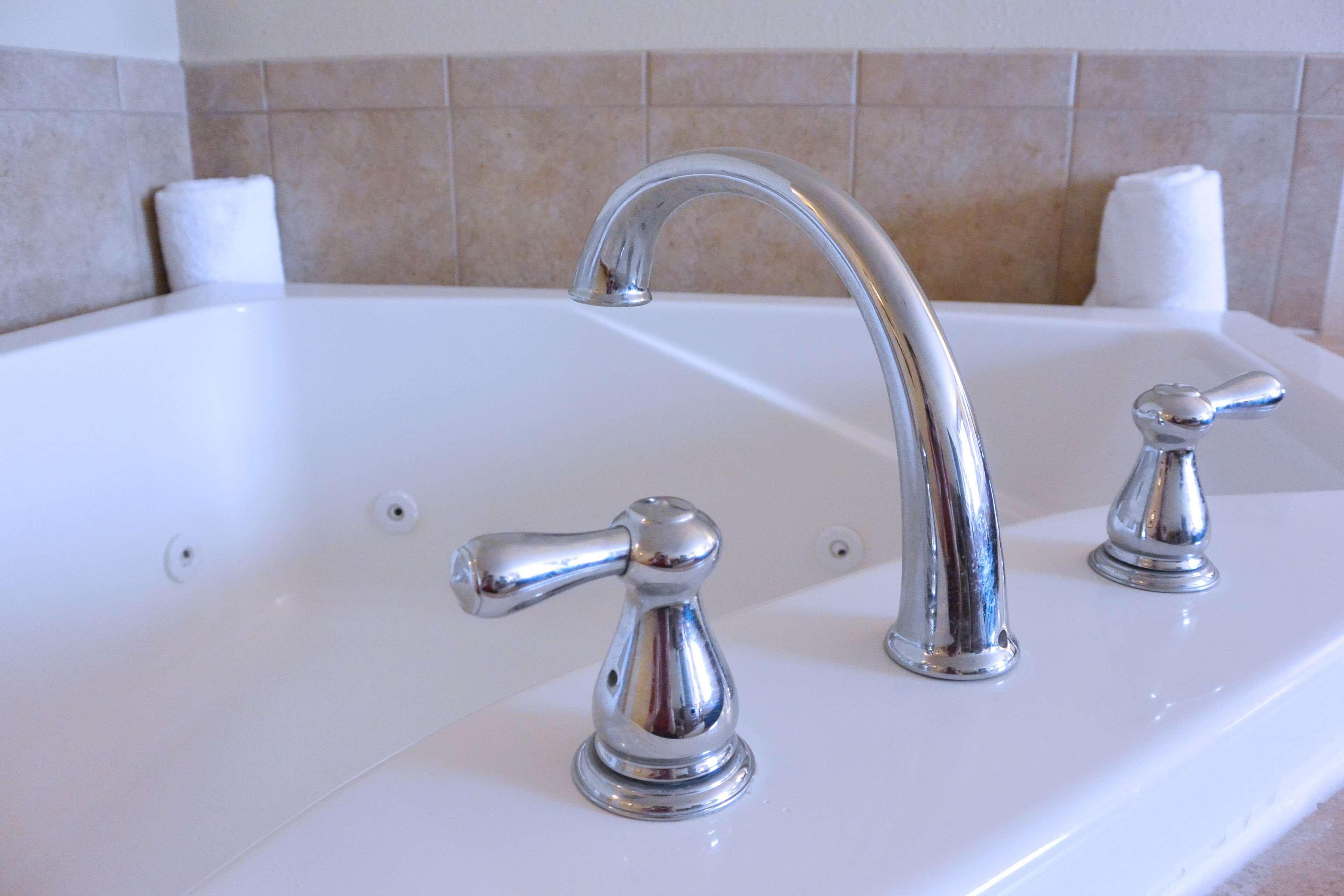Country Inn & Suites by Radisson, Peoria North, IL — 7