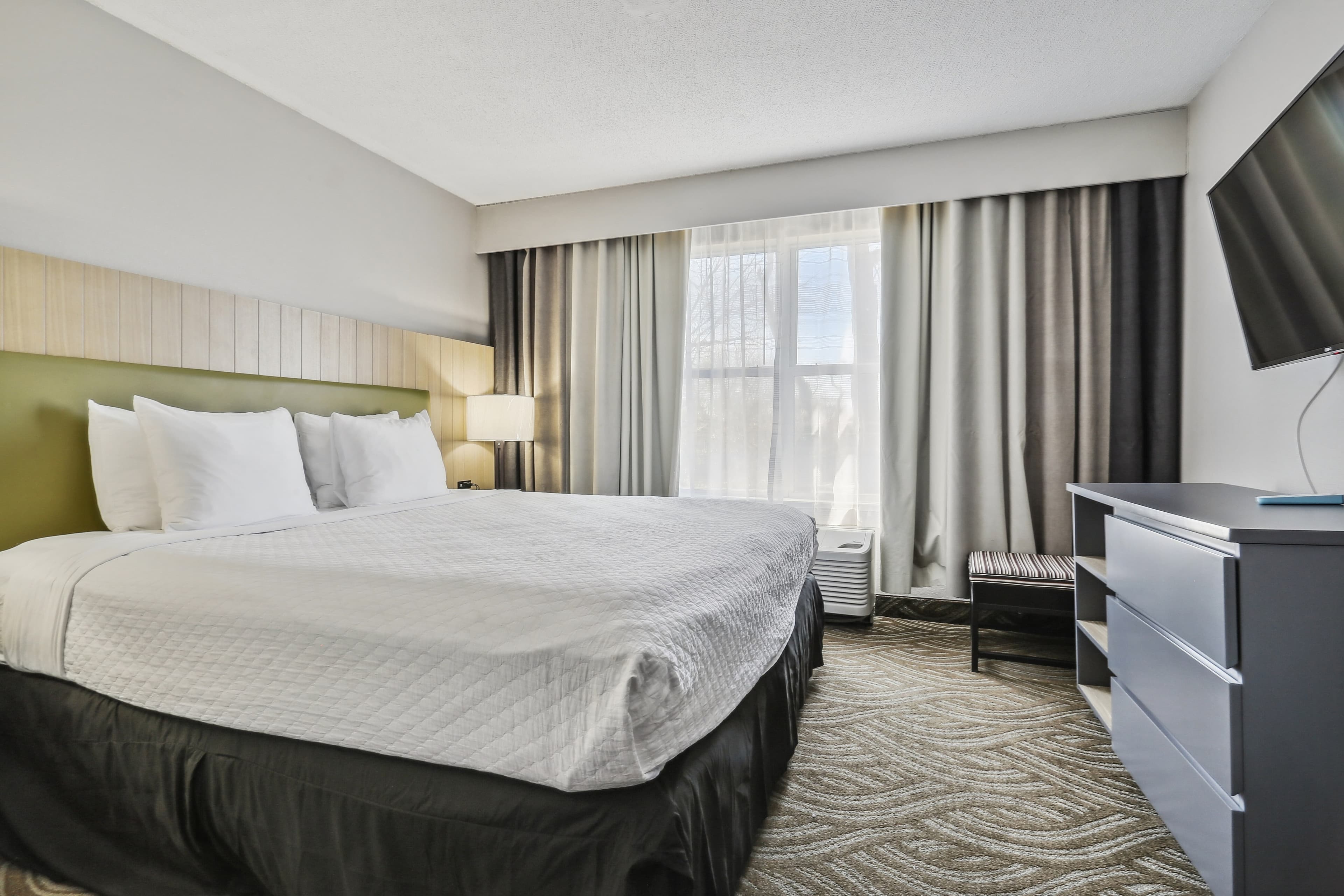 Country Inn & Suites by Radisson, Chicago O'Hare South, IL - Image 2
