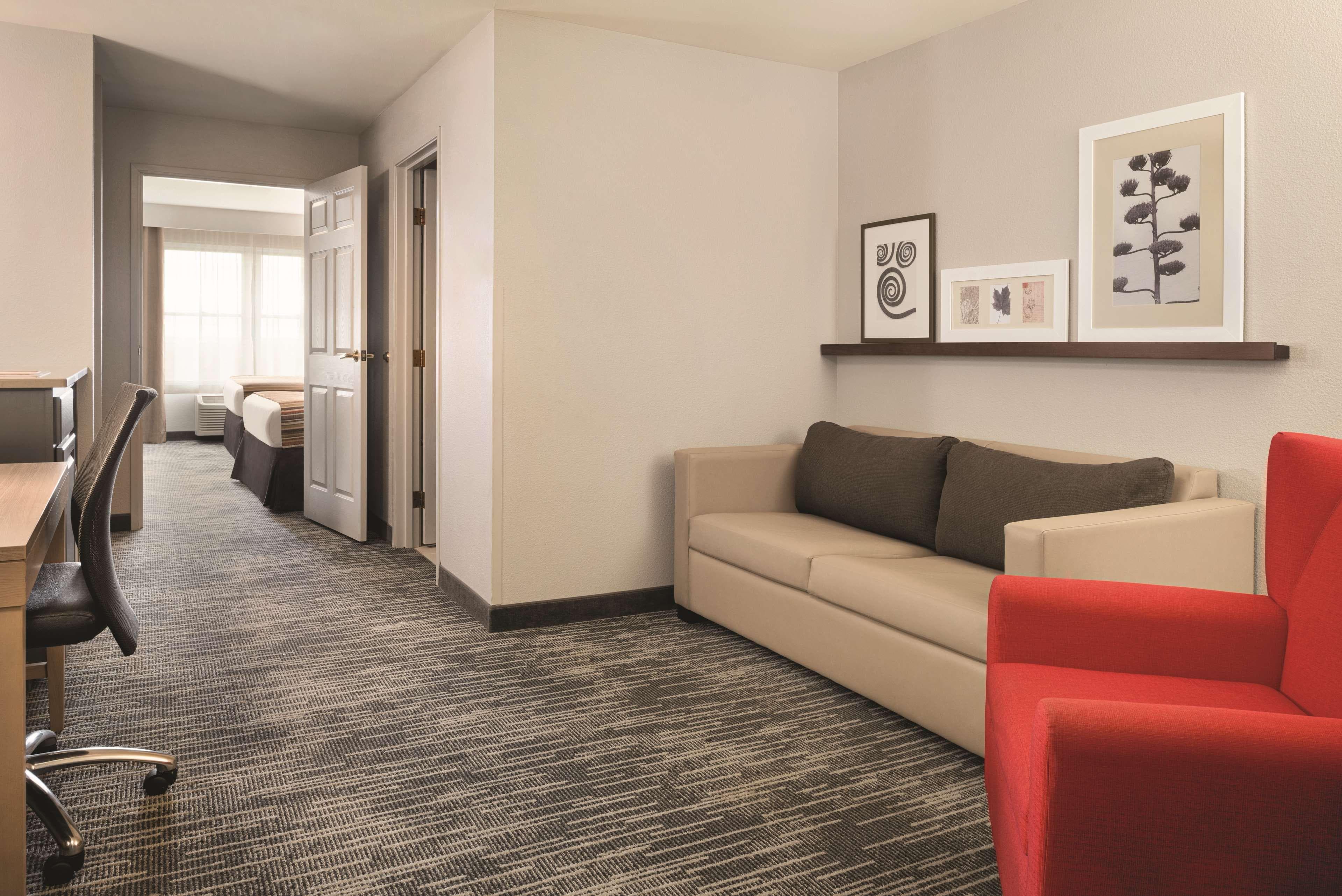 Country Inn & Suites by Radisson, Galena, IL — 22