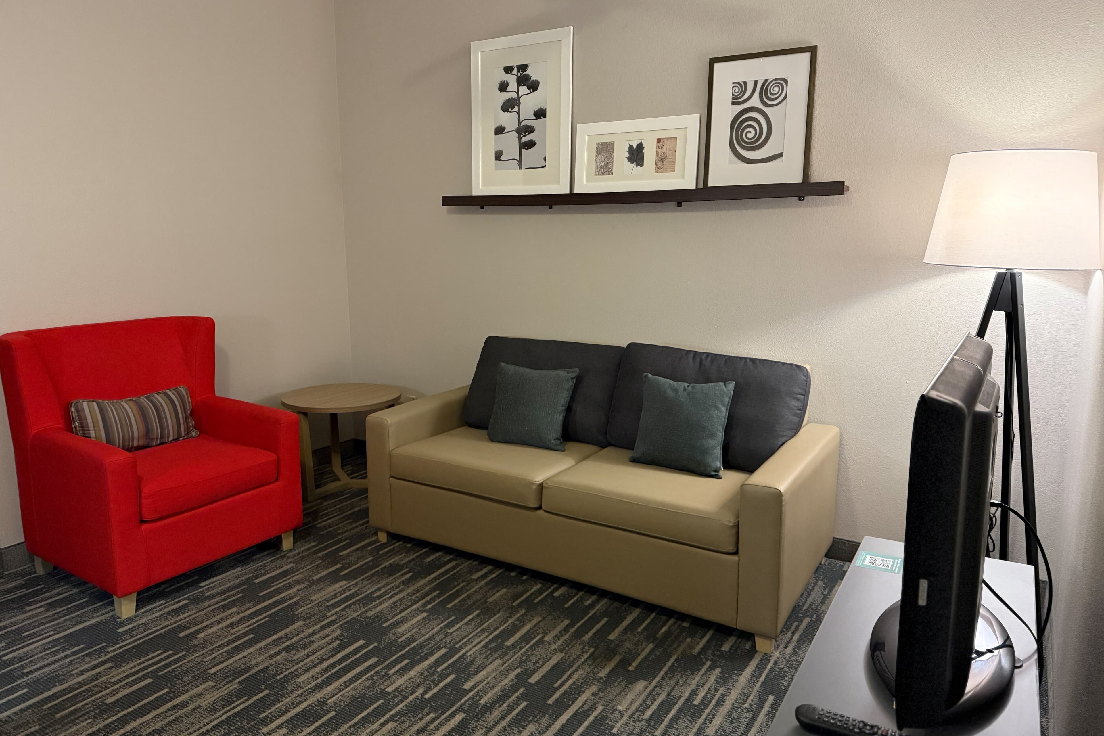 Country Inn & Suites by Radisson, Elgin, IL - Image 2