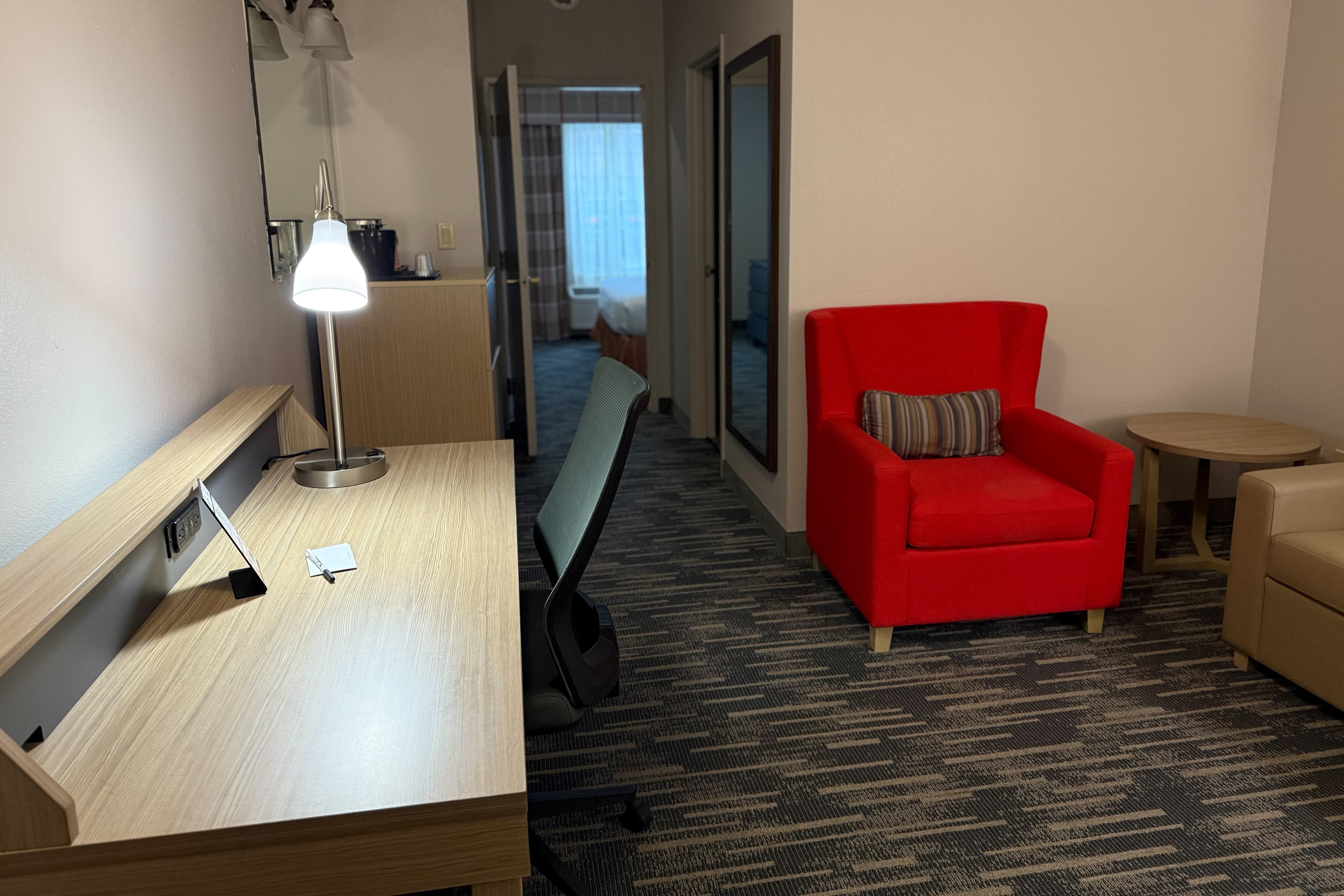 Country Inn & Suites by Radisson, Elgin, IL - Image 4