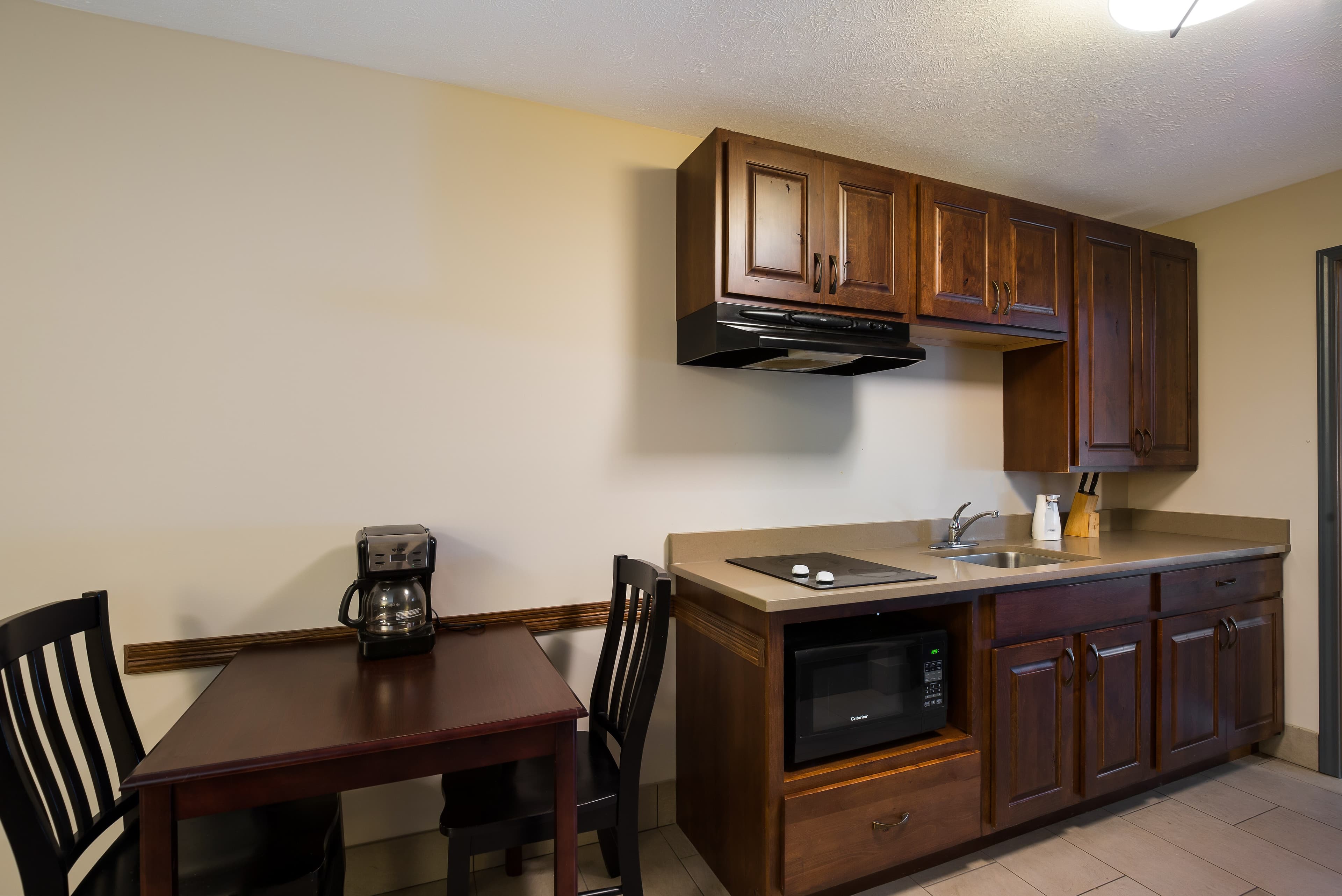 Country Inn & Suites by Radisson, Marion — 19