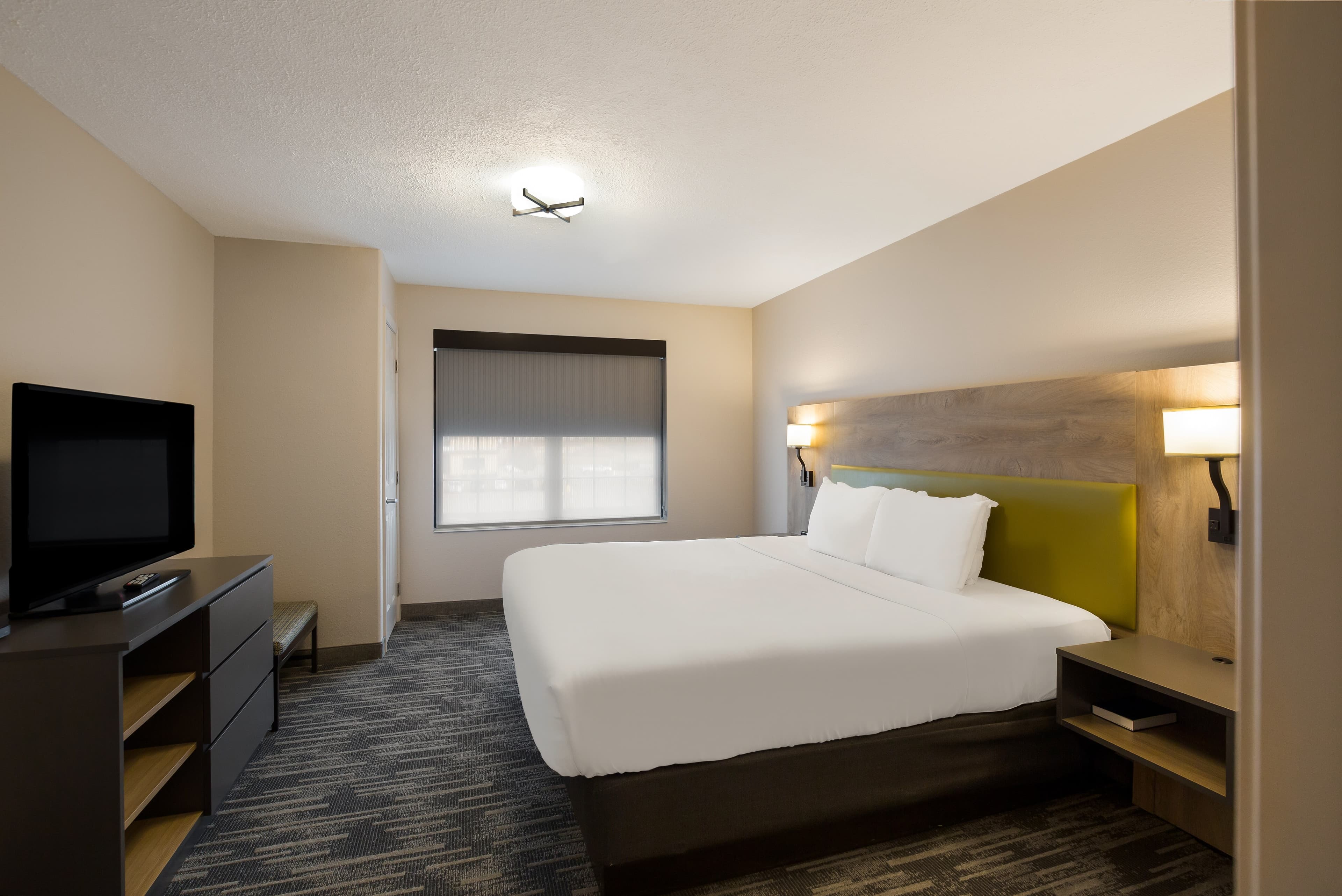 Country Inn & Suites by Radisson, Marion — 13