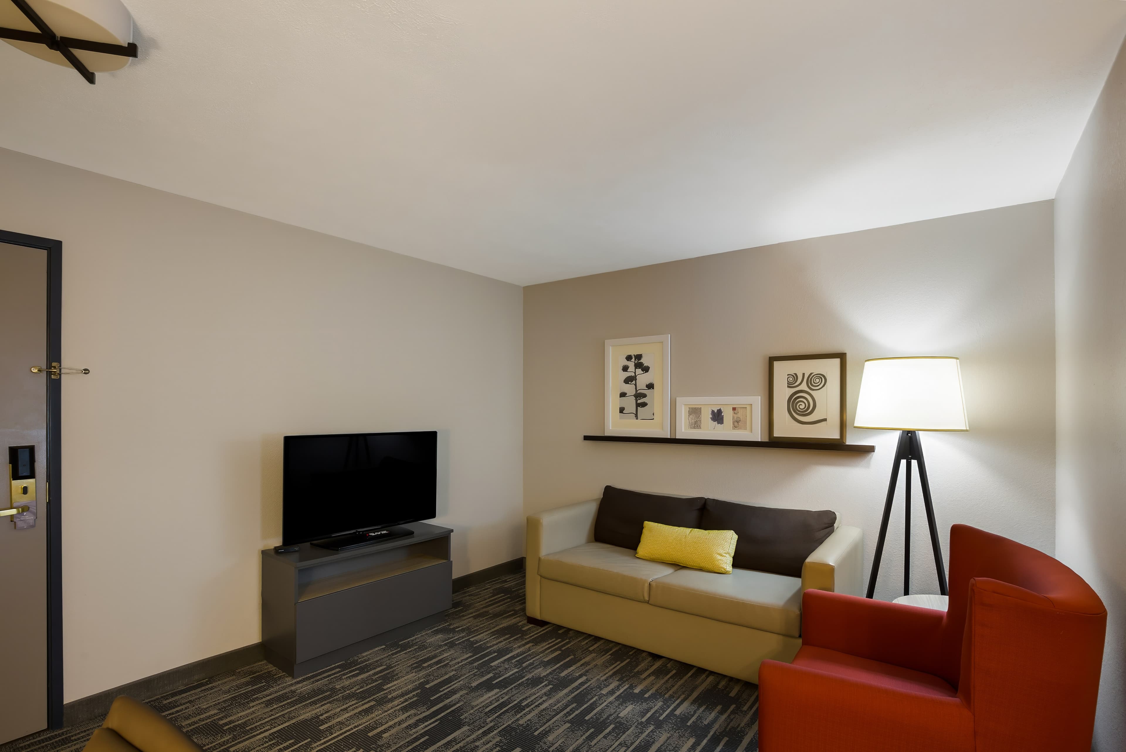 Country Inn & Suites by Radisson, Marion — 14