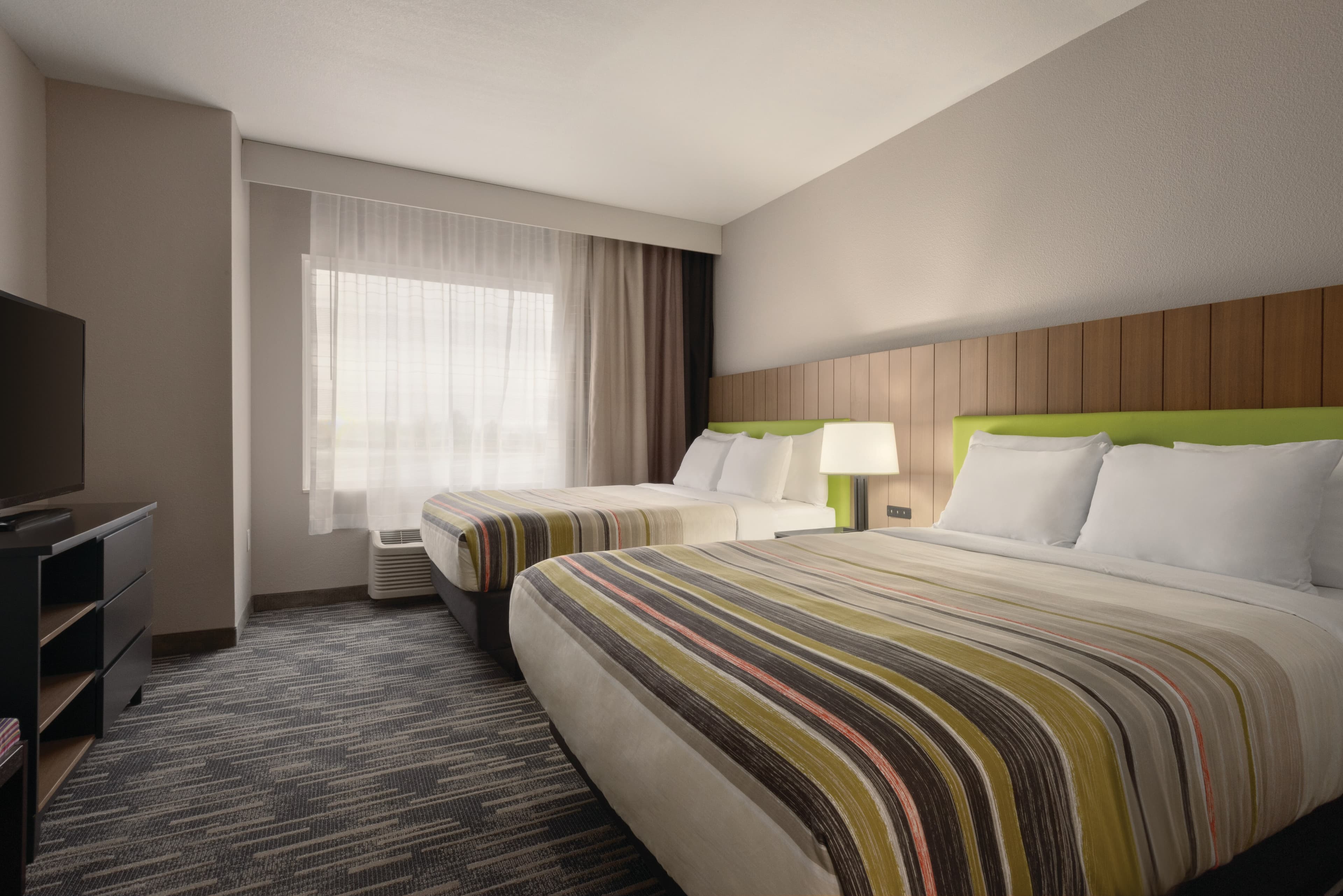Country Inn & Suites by Radisson, Champaign North, IL — 9