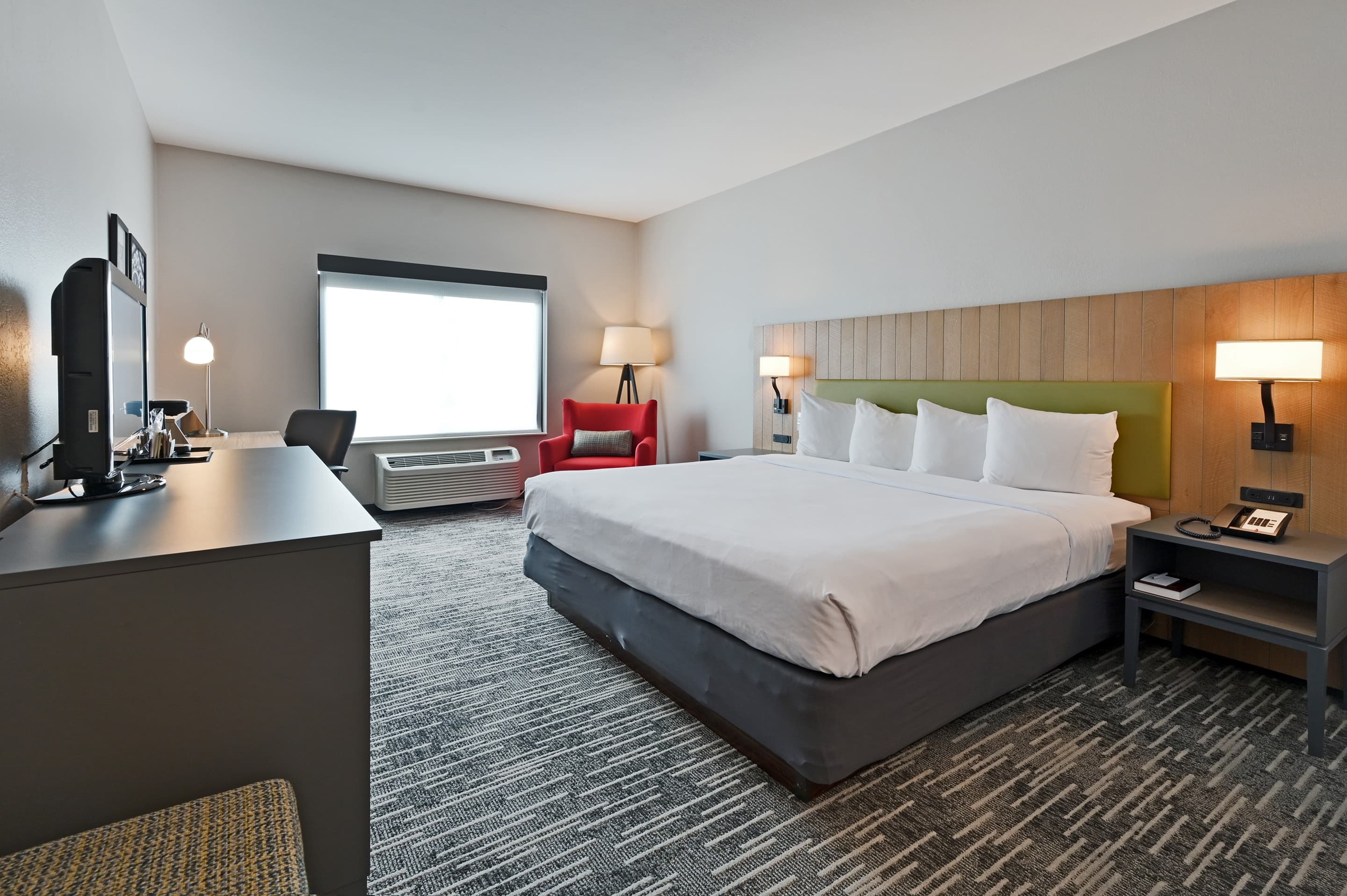 Country Inn & Suites by Radisson, Bloomington-Normal Airport, IL — 2