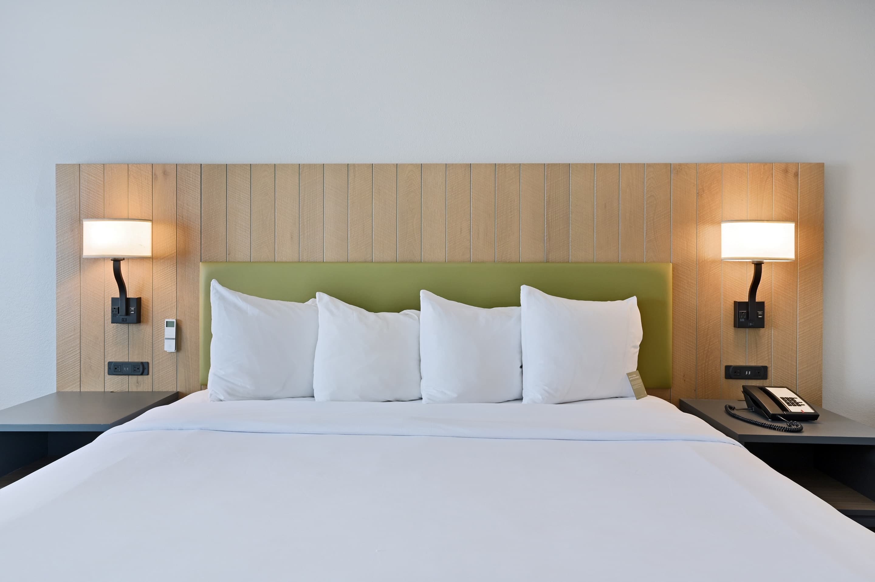 Country Inn & Suites by Radisson, Bloomington-Normal Airport, IL — 4
