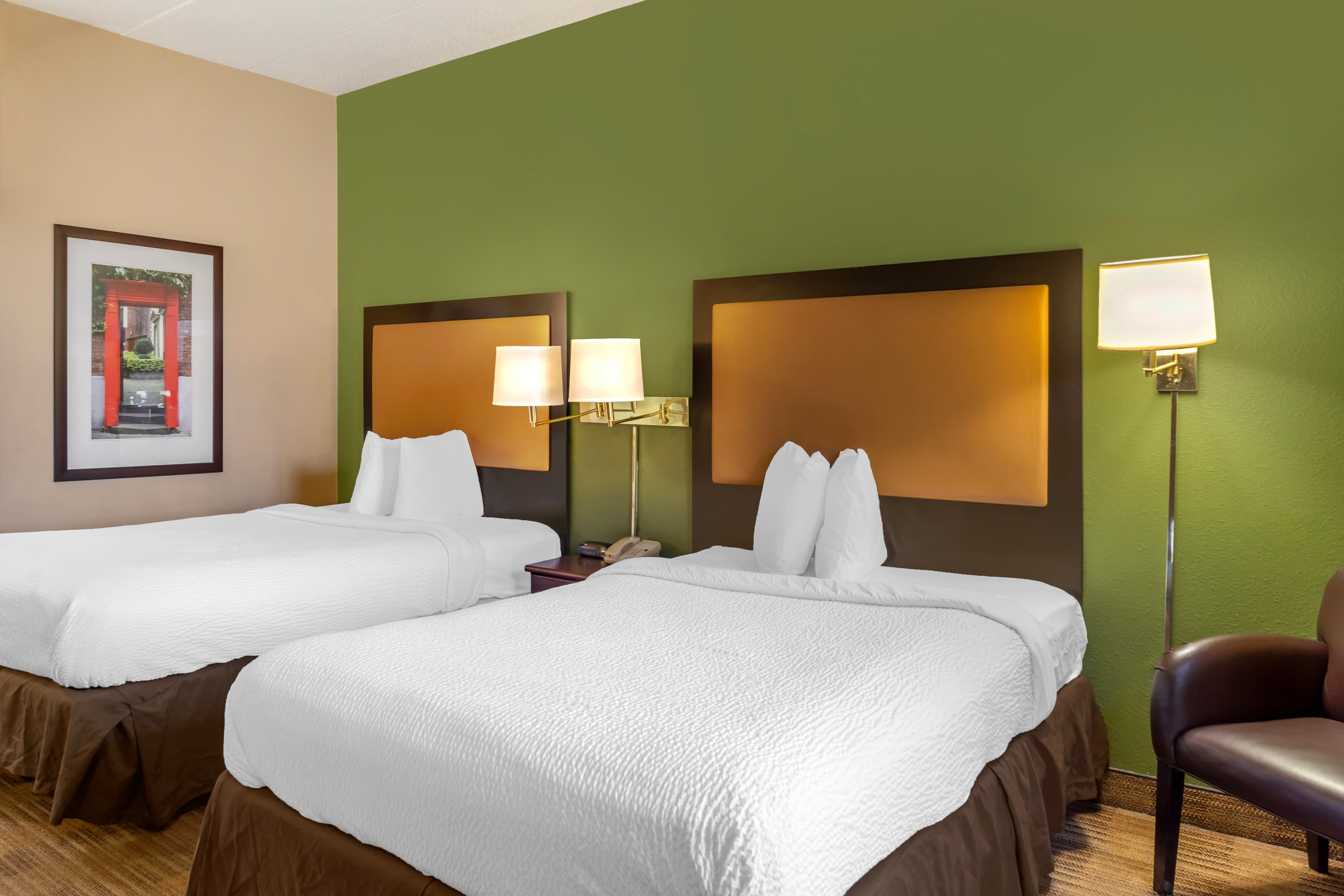 MainStay Suites Chicago Hillside — 15