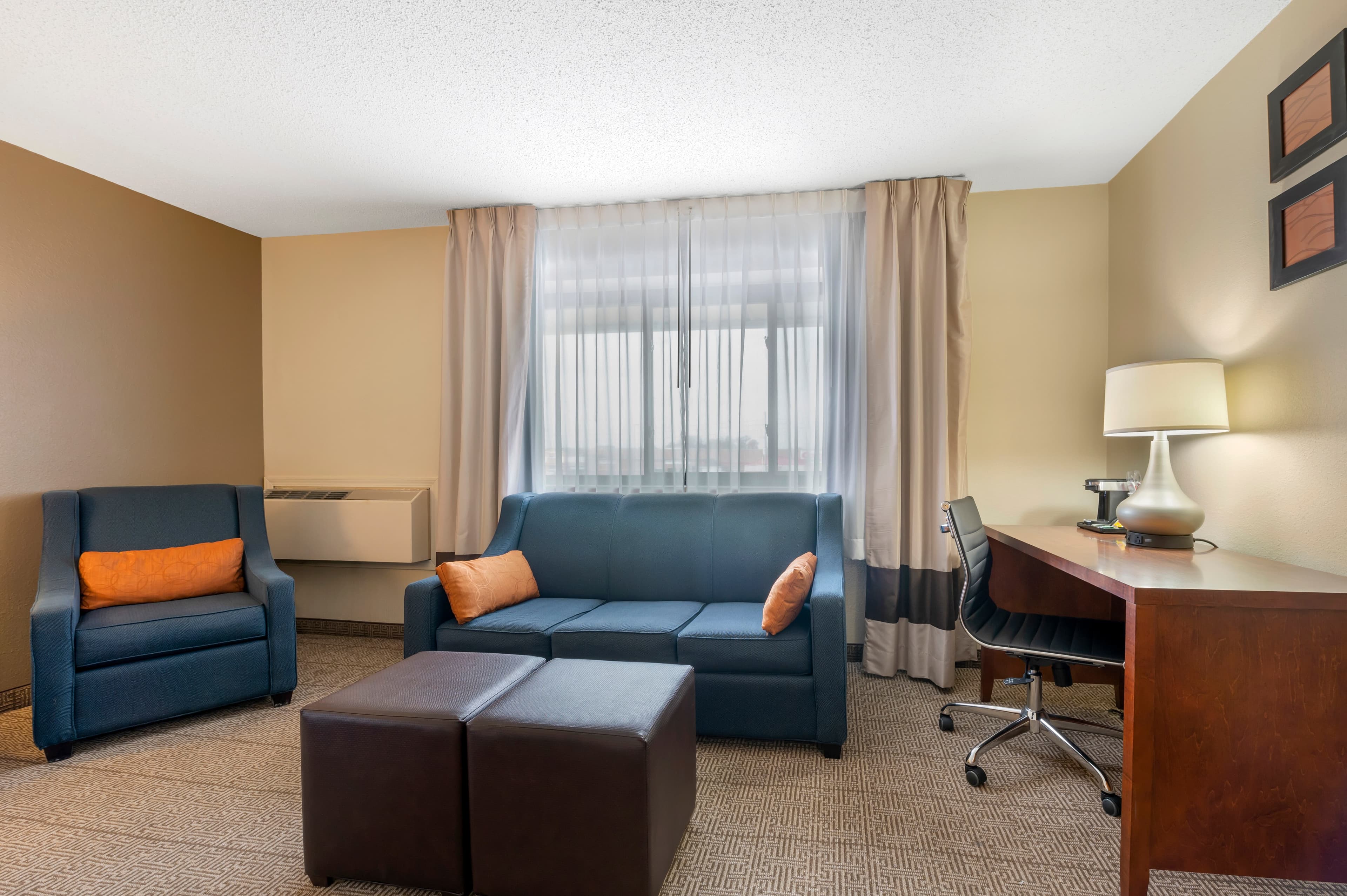 Comfort Inn & Suites Indianapolis Northwest - College Park — 15
