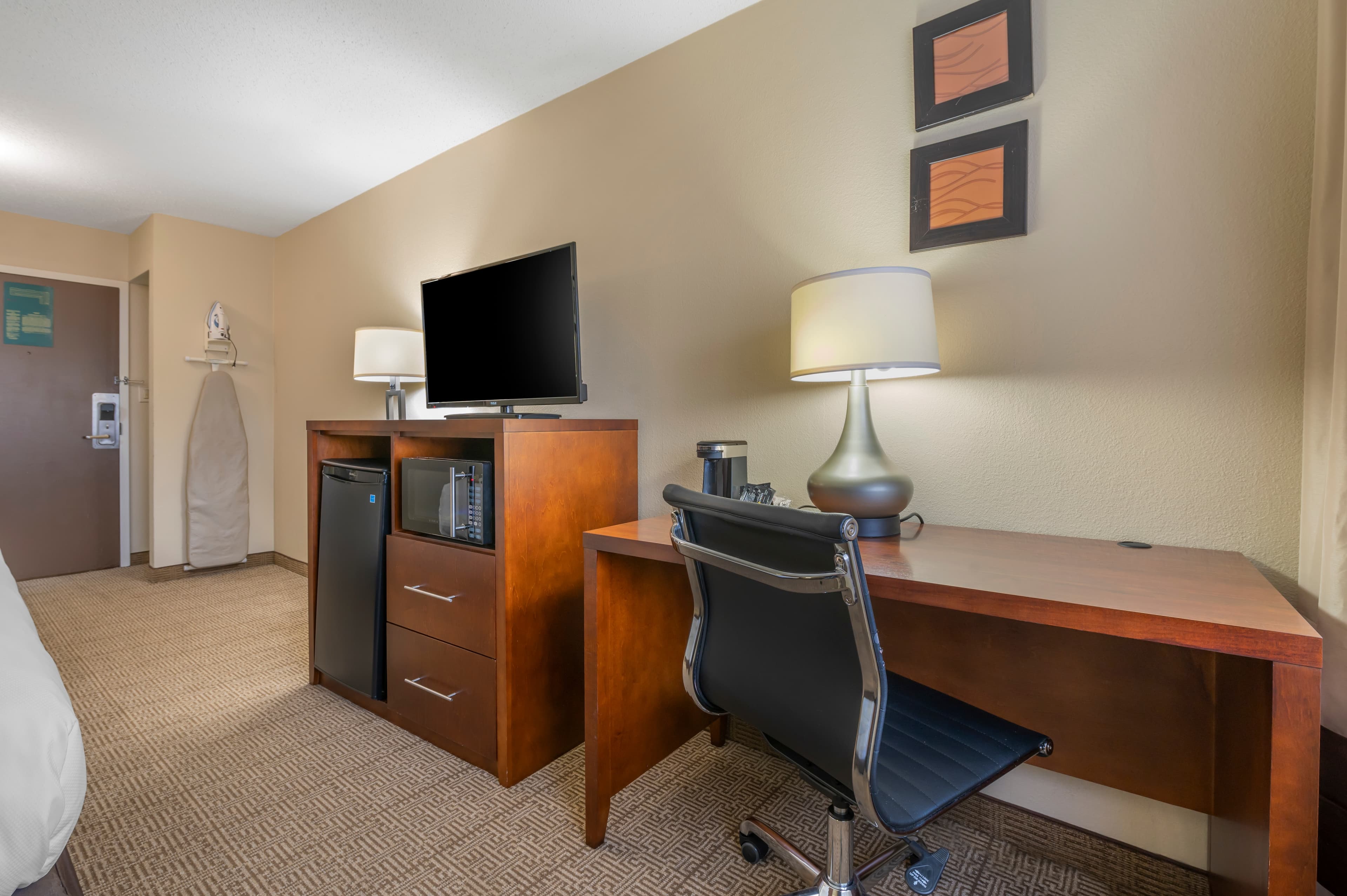 Comfort Inn & Suites Indianapolis Northwest - College Park — 18