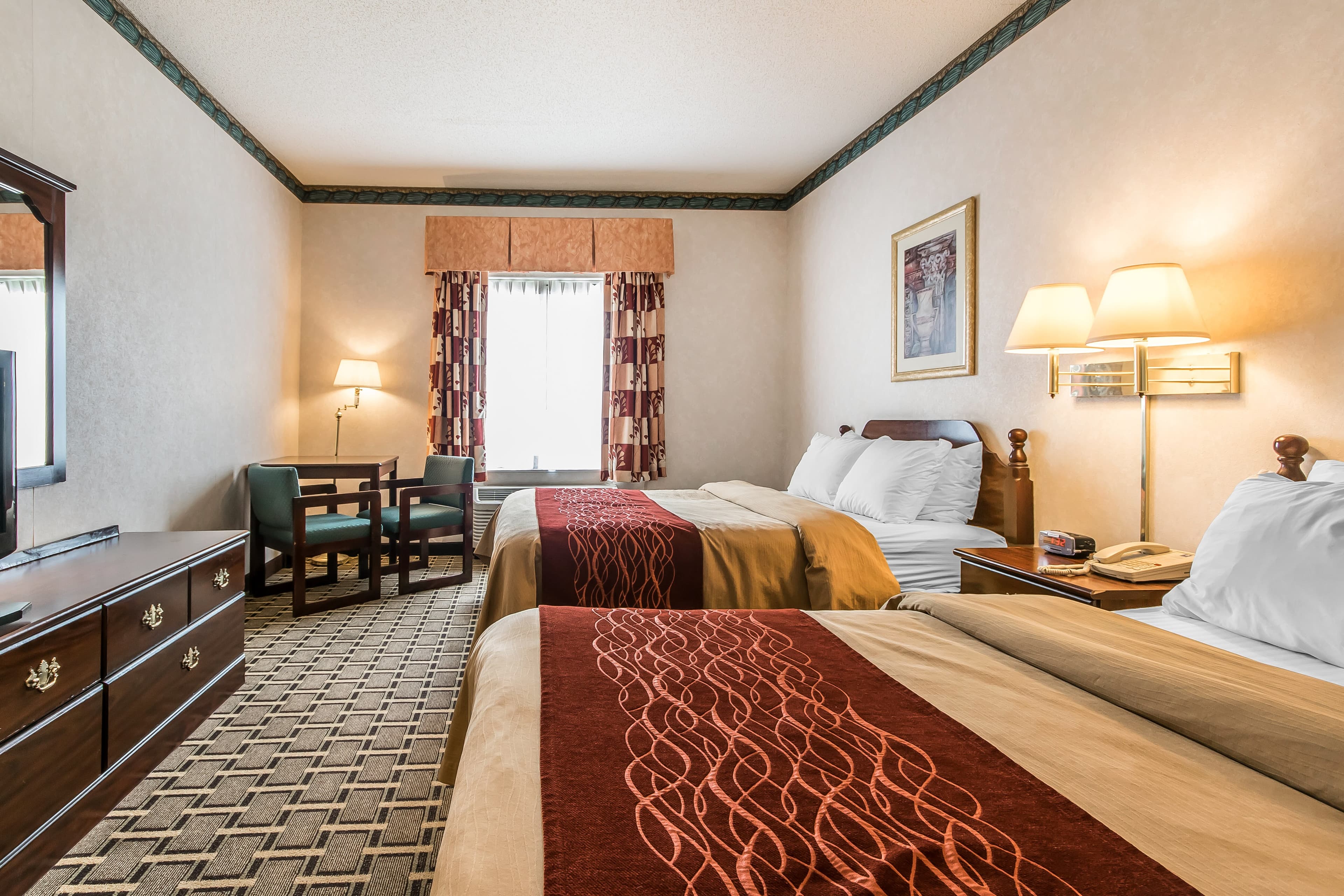 Quality Inn & Suites Evansville North — 12