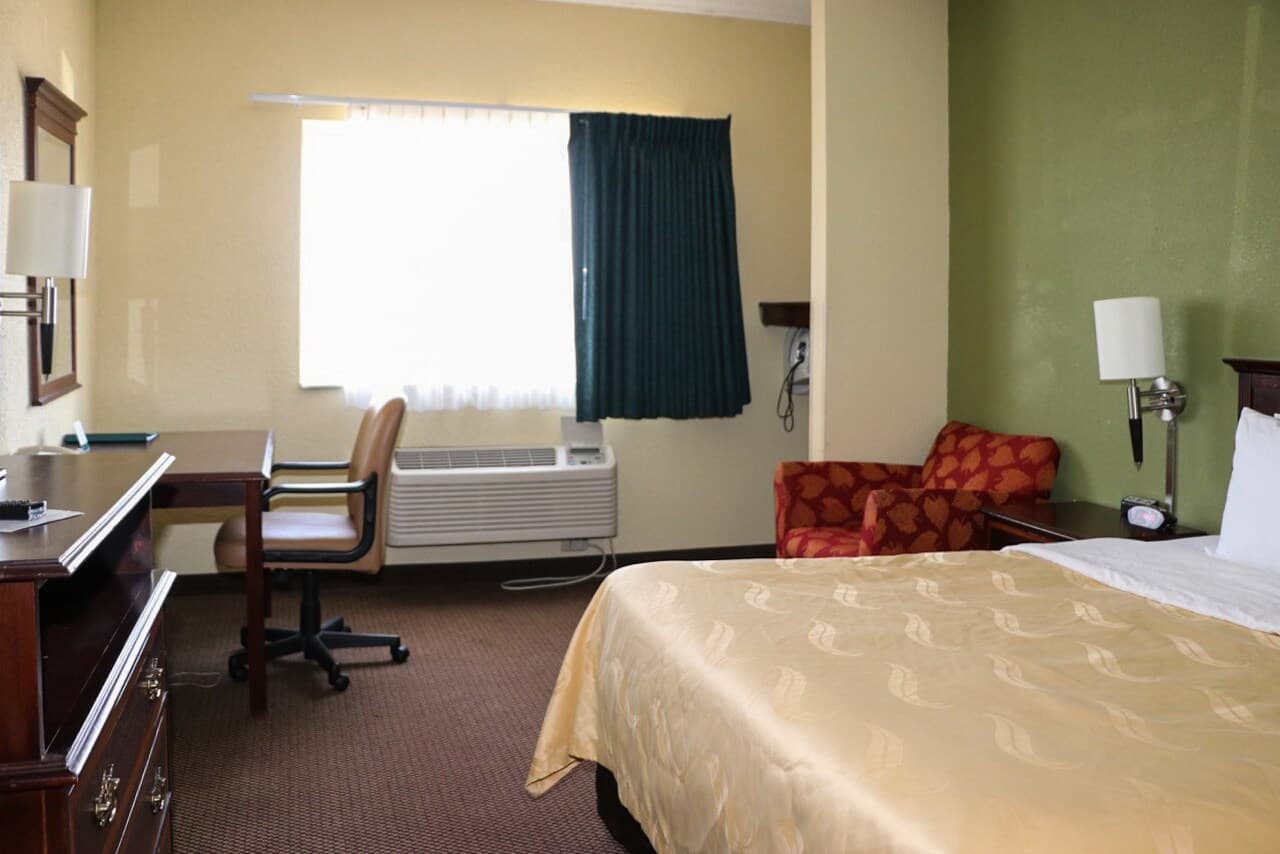 Quality Inn Evansville Eastland Area — 7