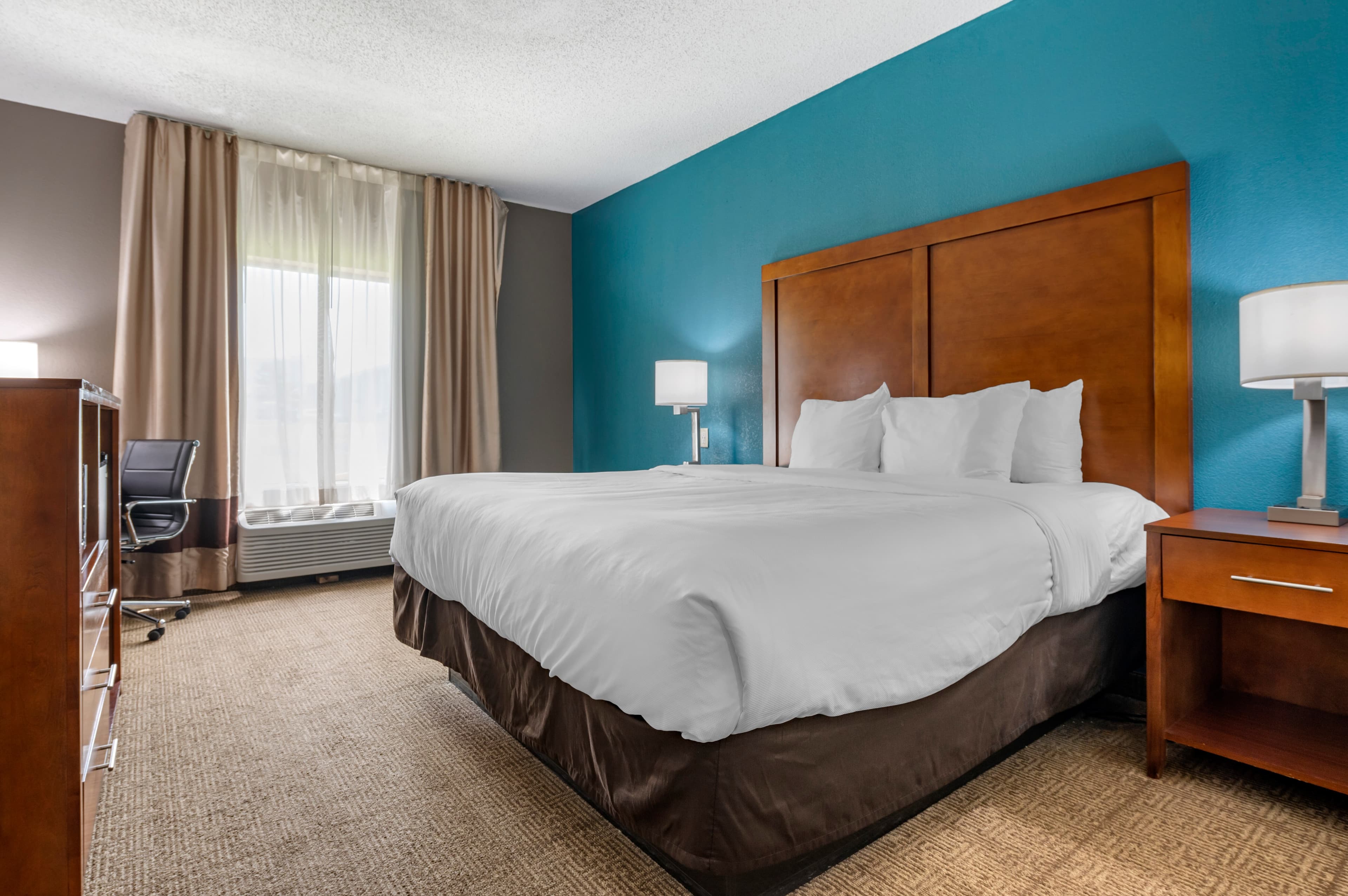 Comfort Inn Plainfield - Indianapolis Airport - Image 2