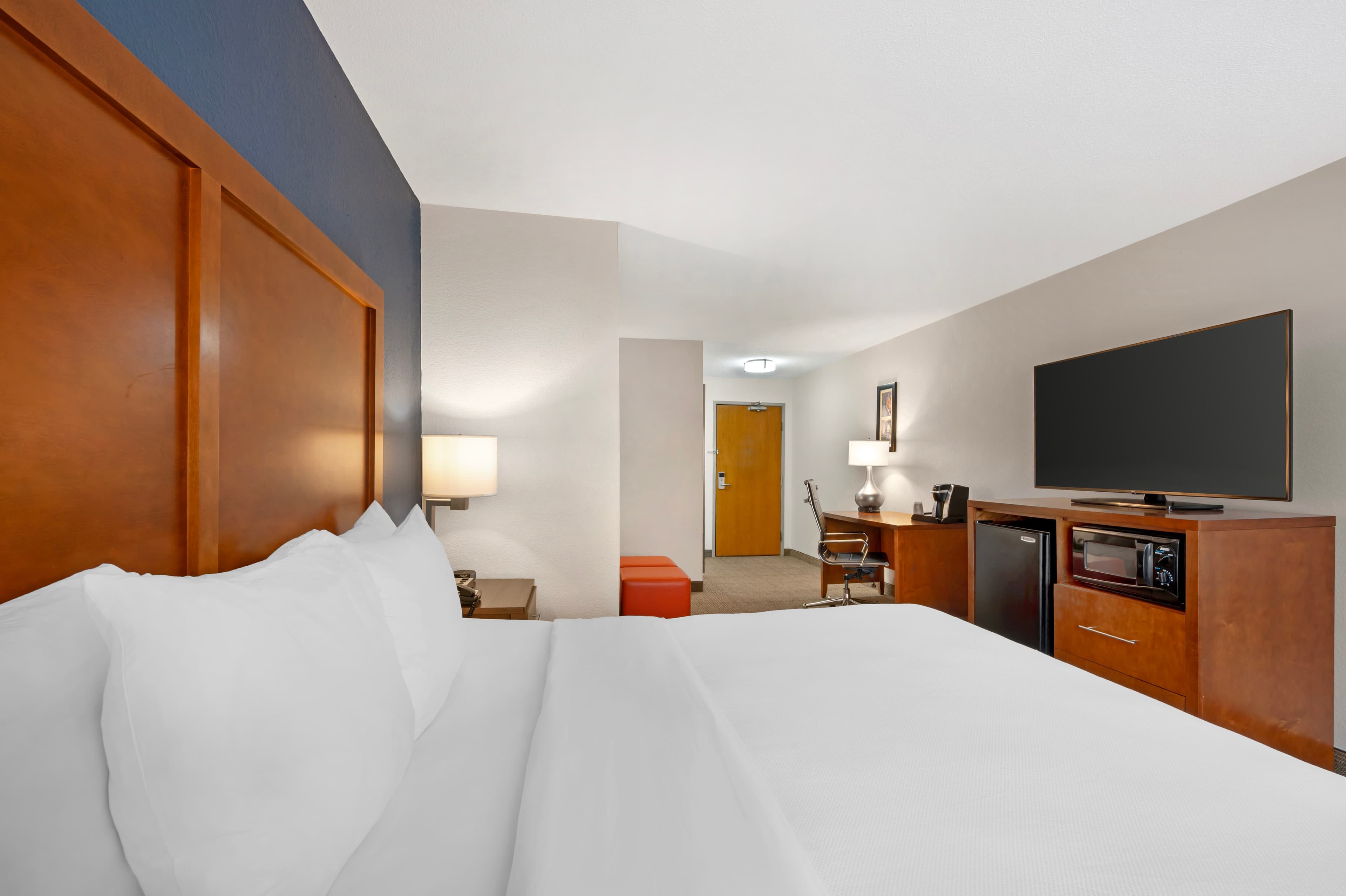 Comfort Inn & Suites North Greenfield — 18
