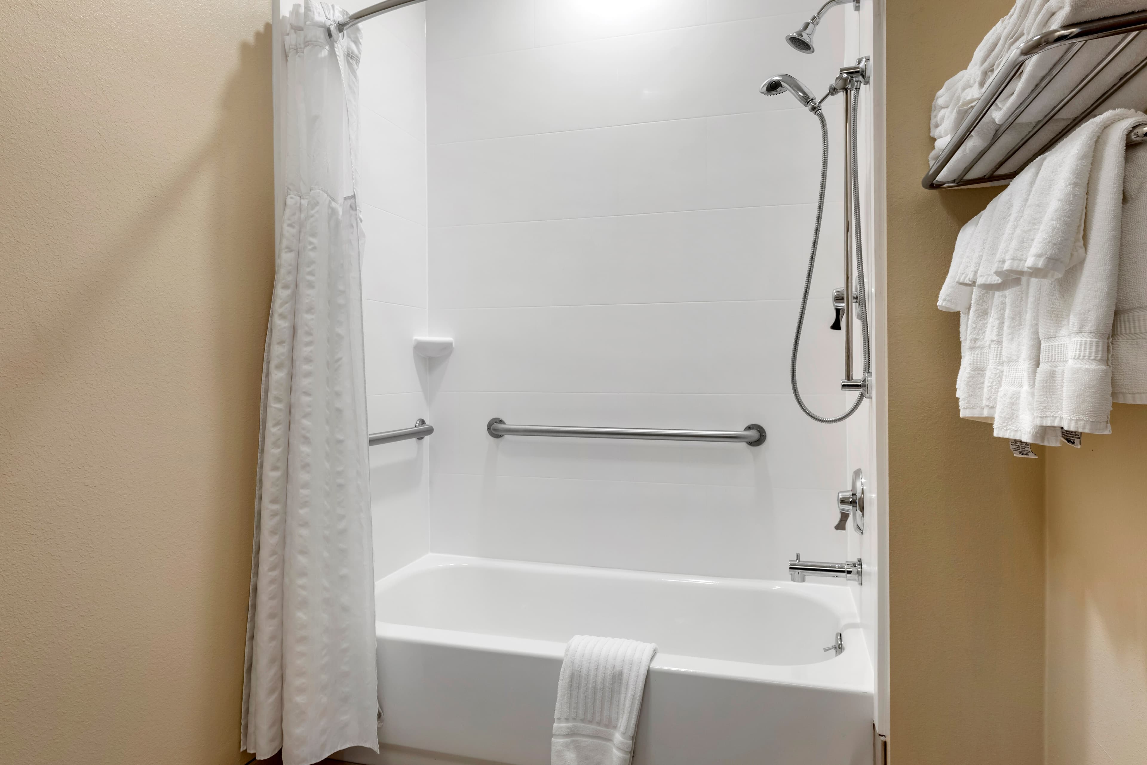 Comfort Inn Crawfordsville — 6