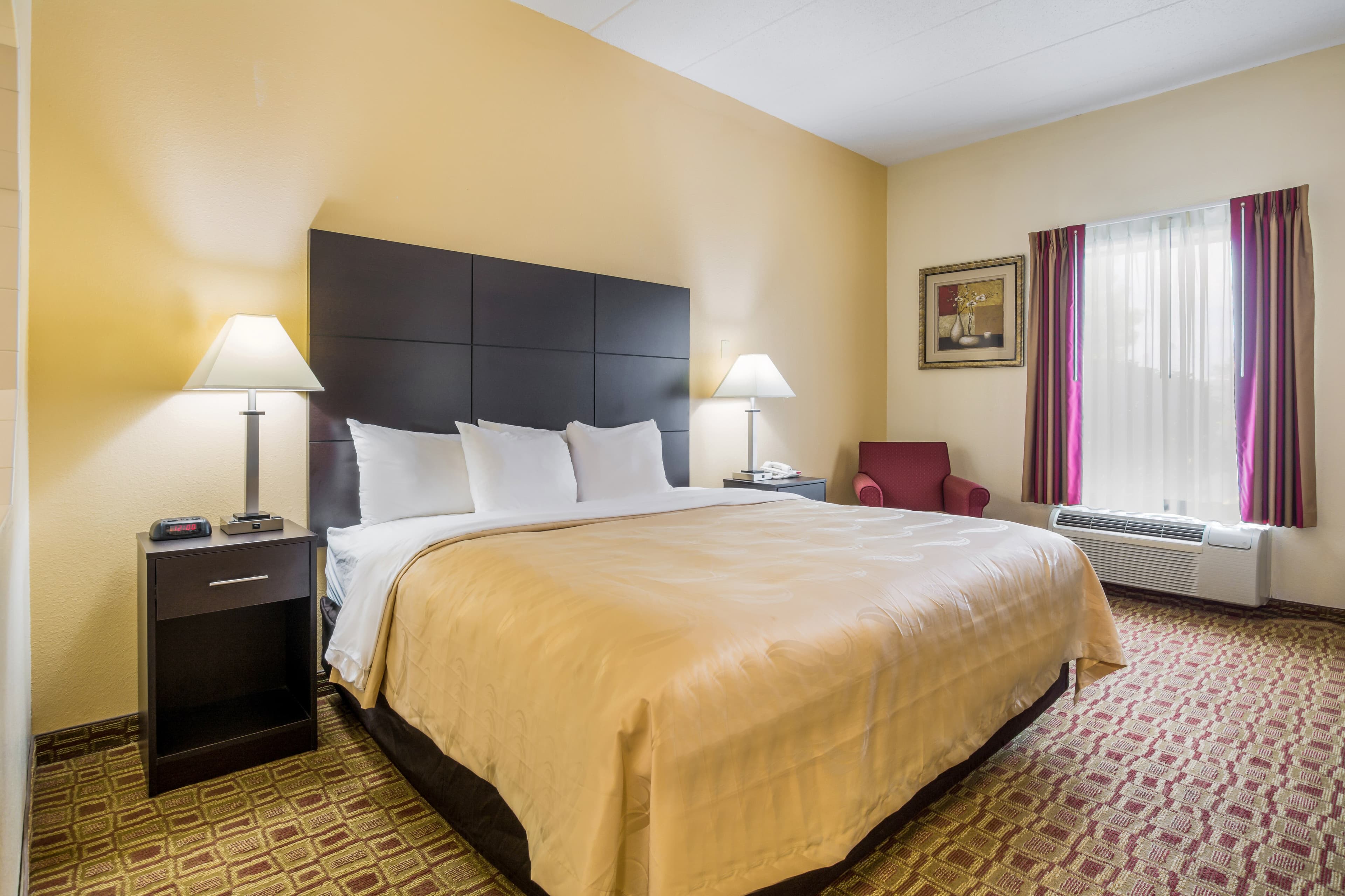 Quality Inn & Suites Sellersburg - Louisville Area - Image 1