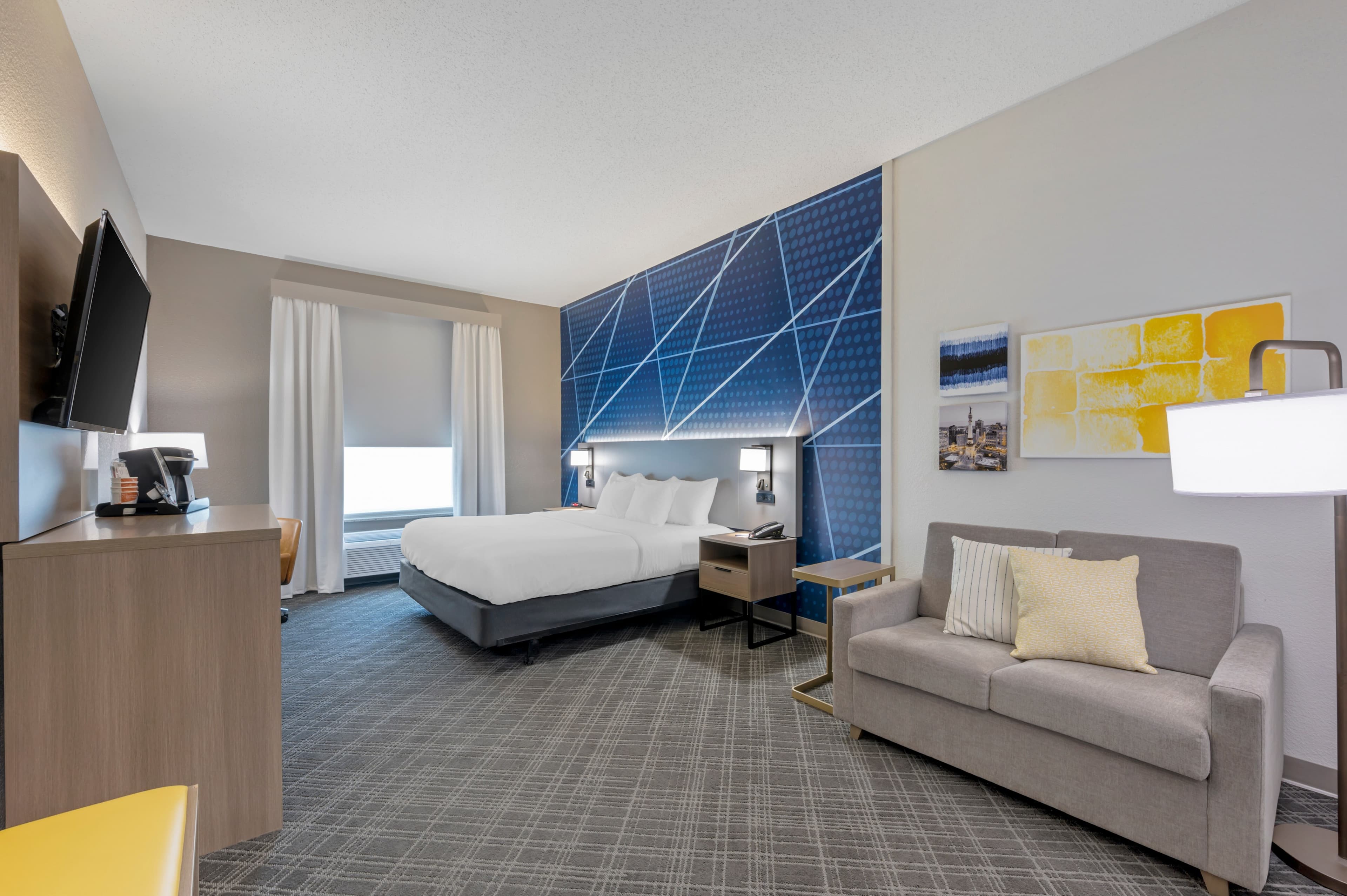 Comfort Suites West Indianapolis - Brownsburg - Image 3