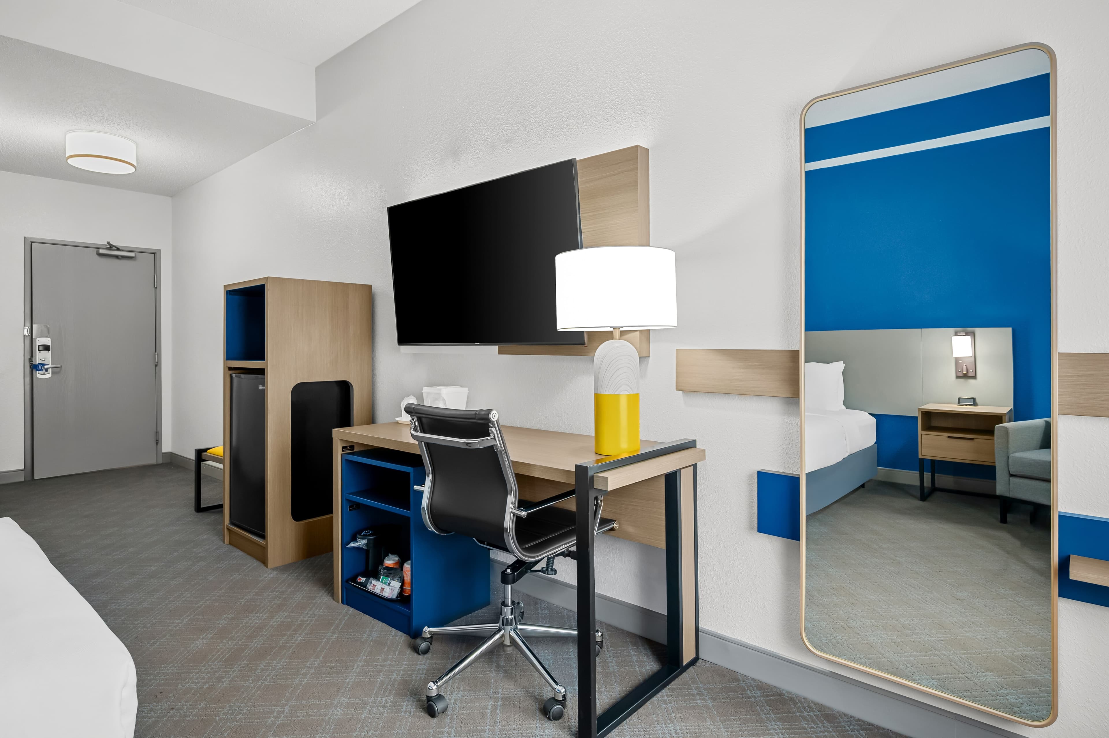 Comfort Inn Indianapolis East - Image 4