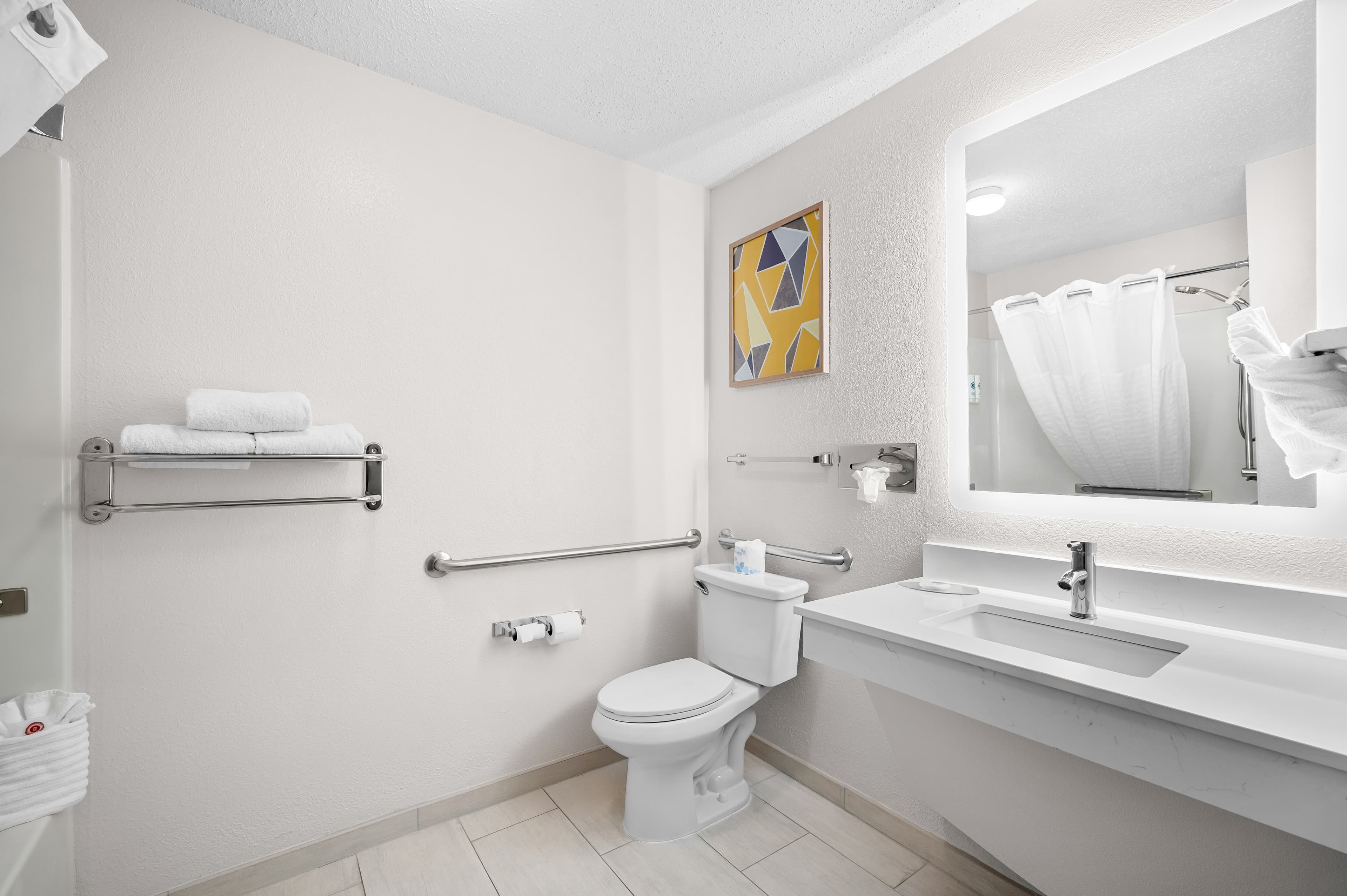Comfort Inn Indianapolis East — 6