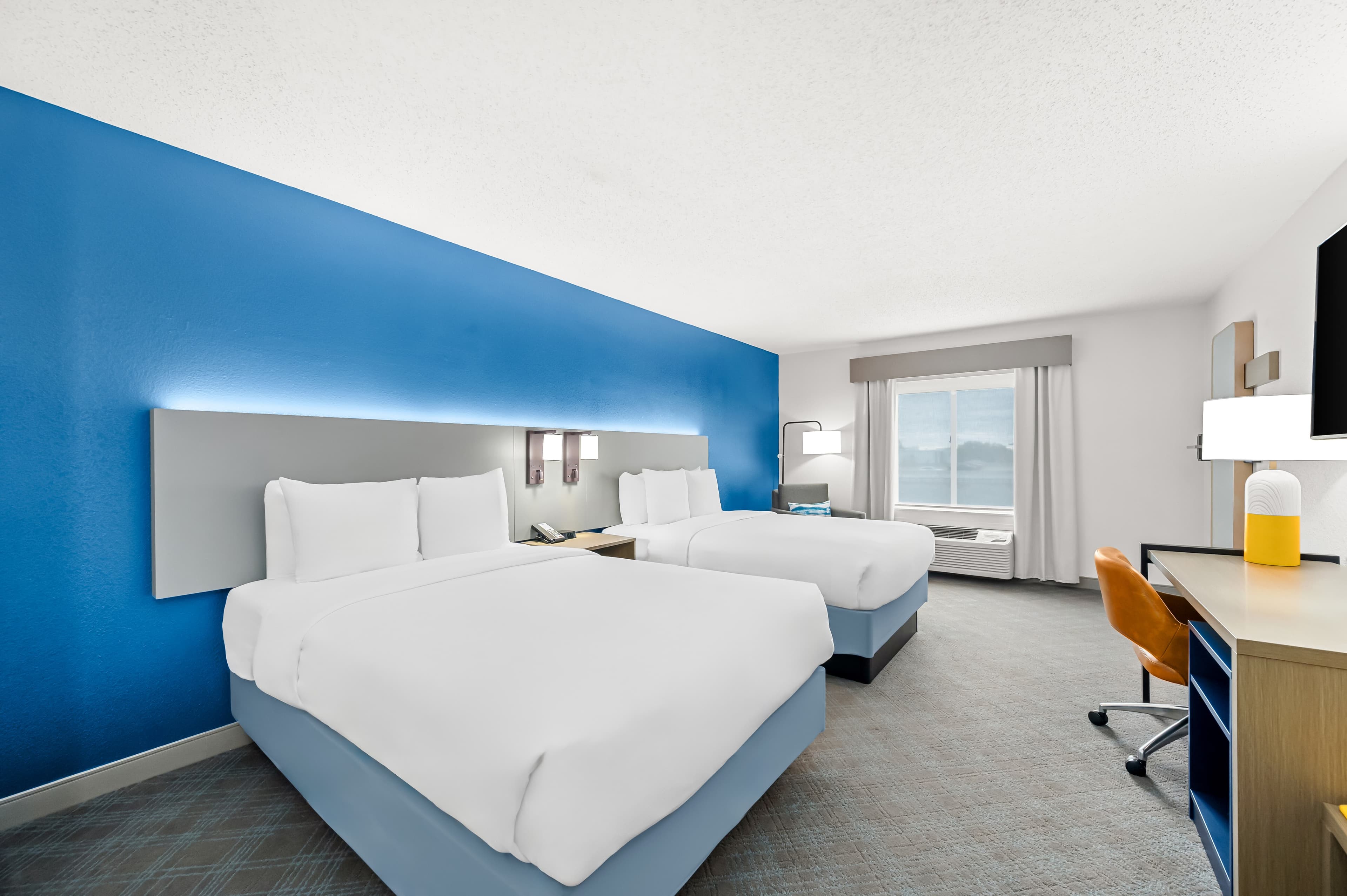 Comfort Inn Indianapolis East — 10