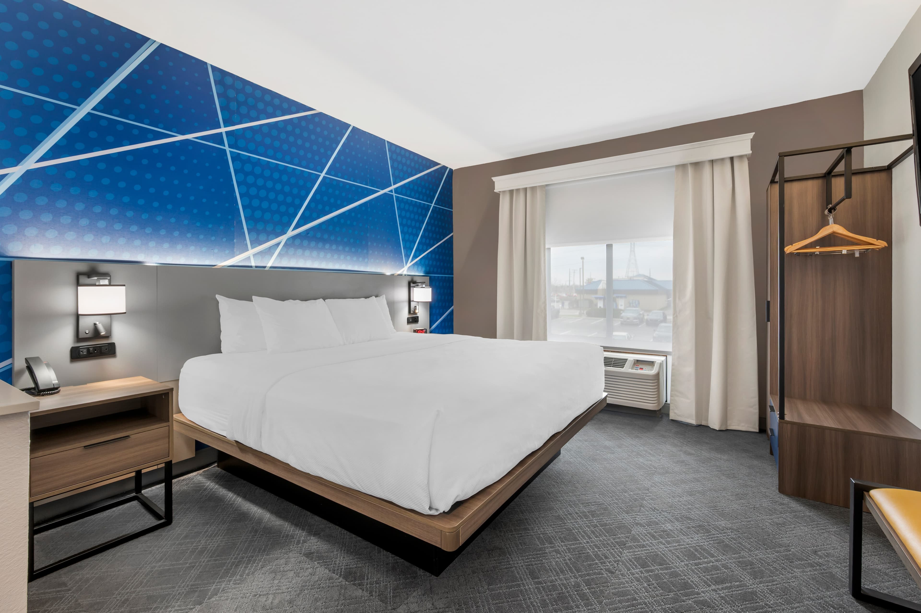 Comfort Suites Fort Wayne North — 9