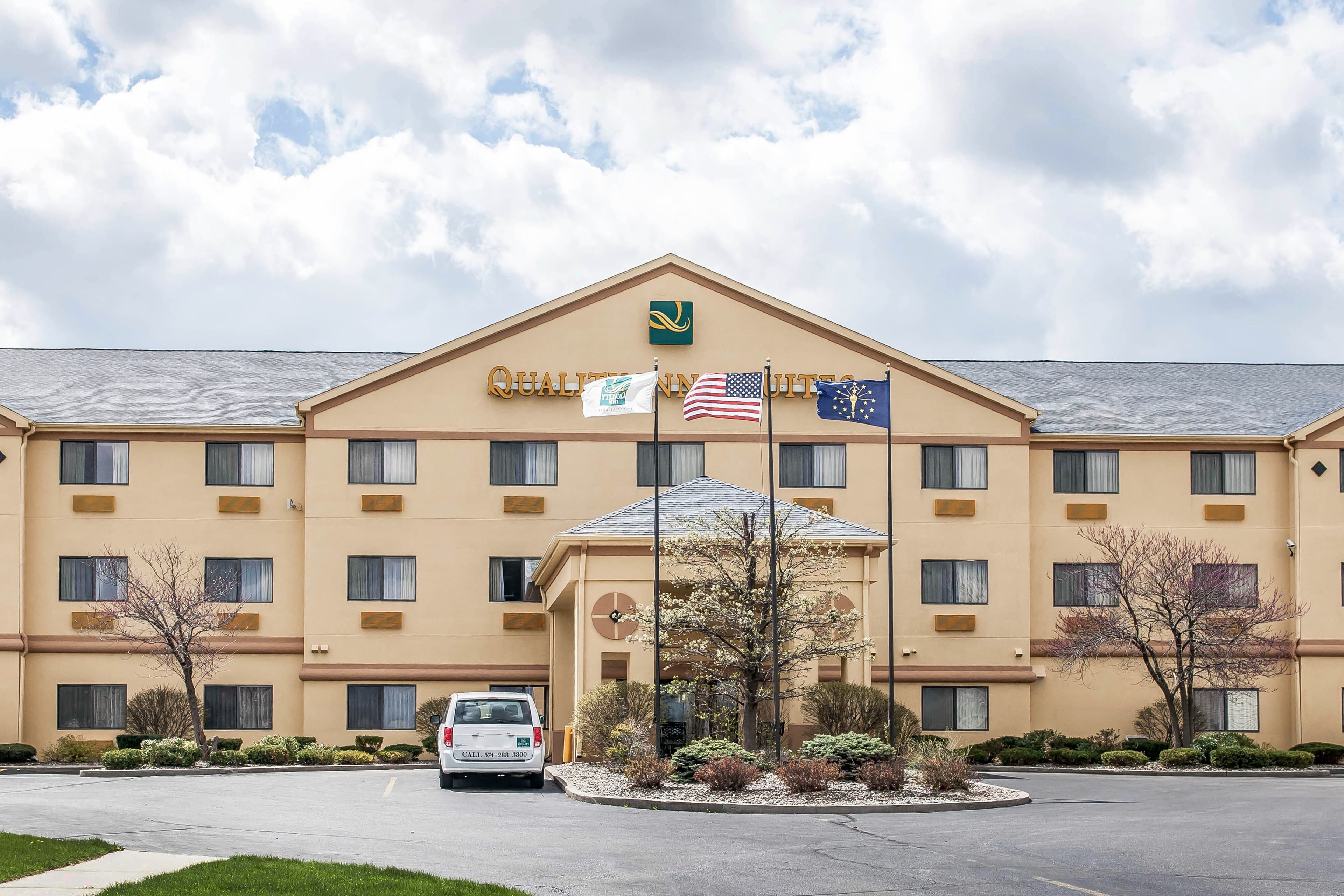 Quality Inn & Suites South Bend Airport - Image 1