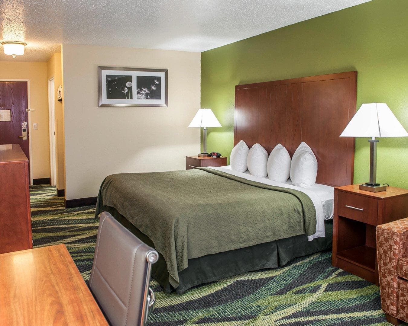 Quality Inn & Suites South Bend Airport - Image 3