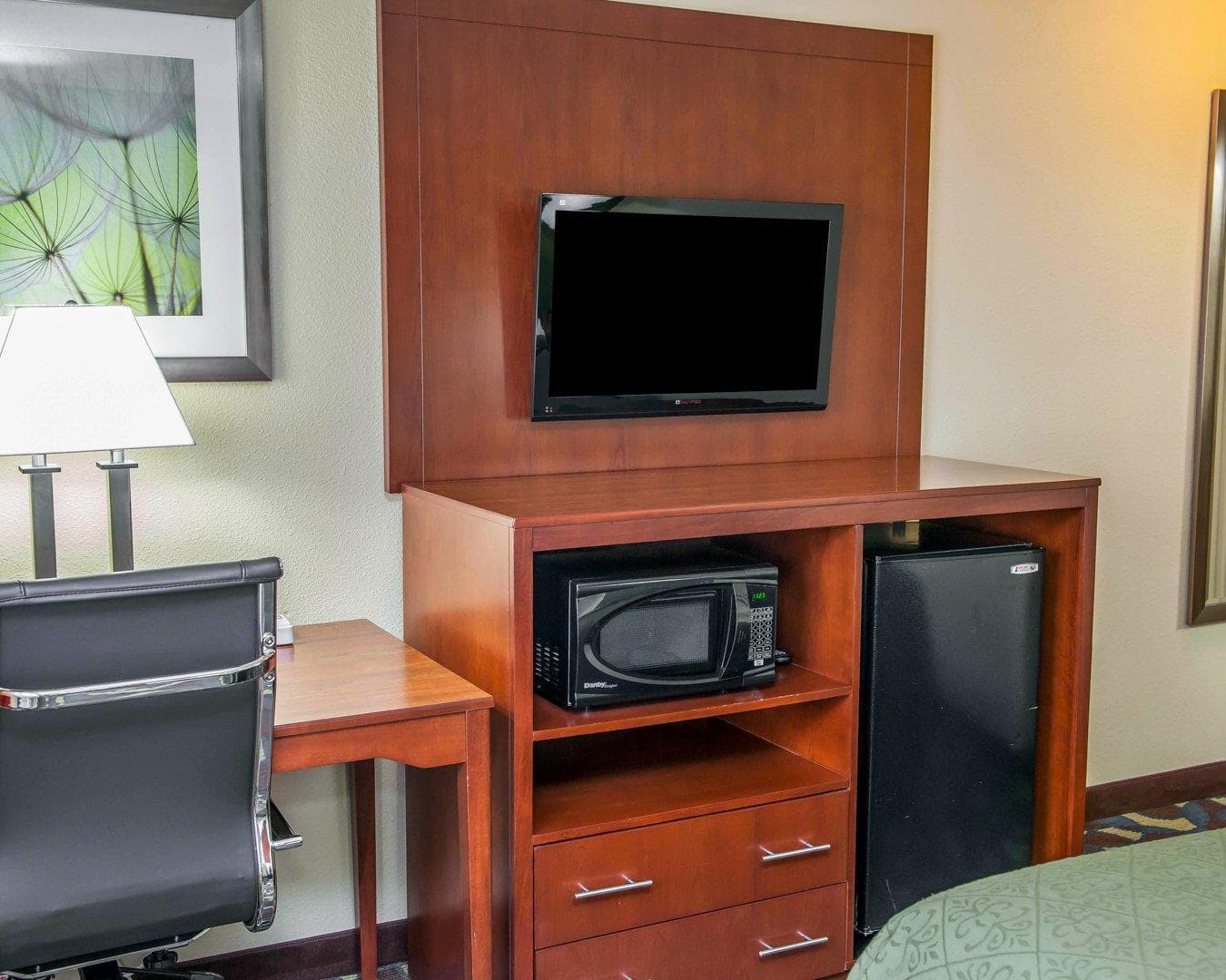 Quality Inn & Suites South Bend Airport — 13