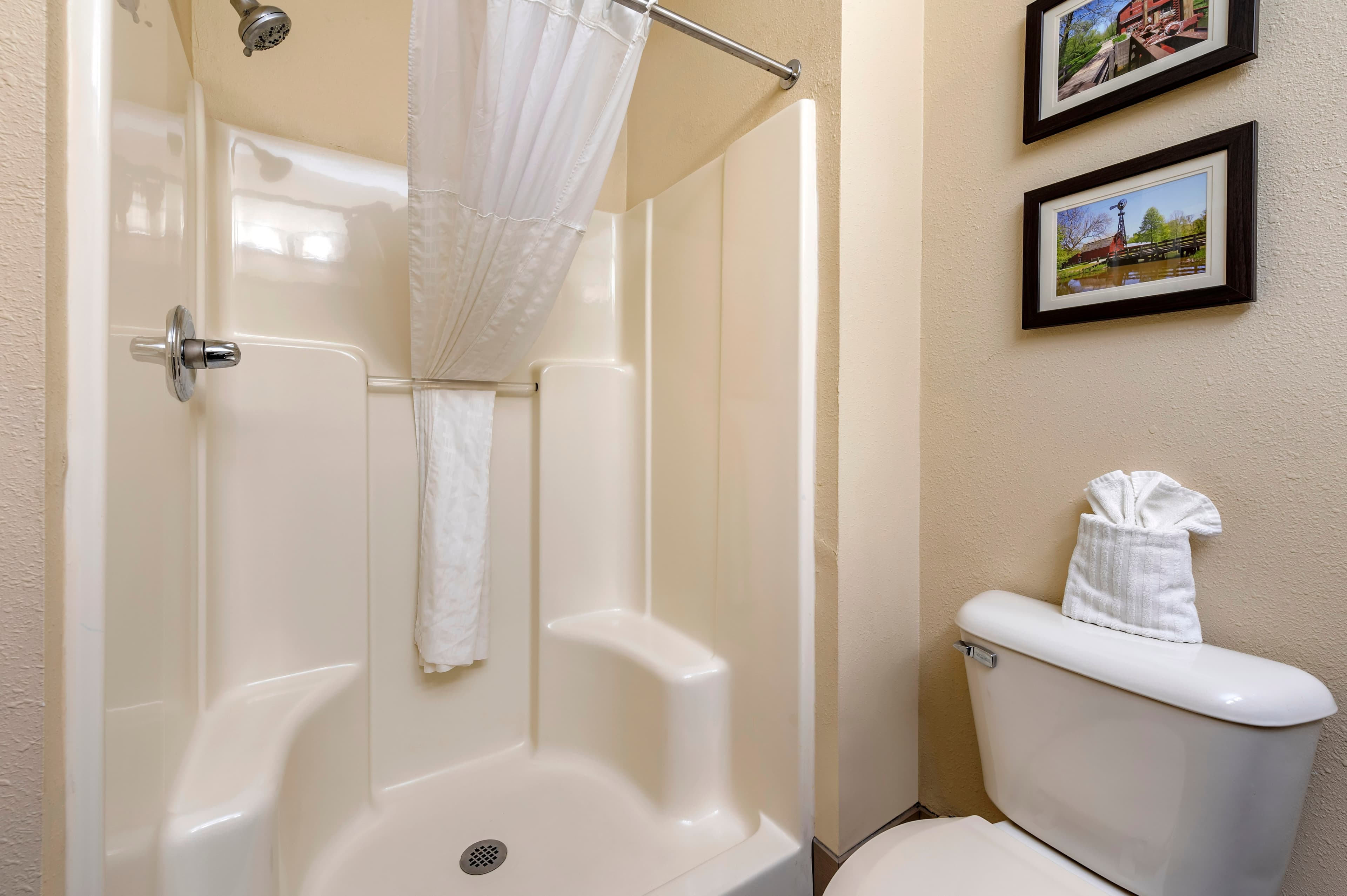 Comfort Suites Elkhart North — 29