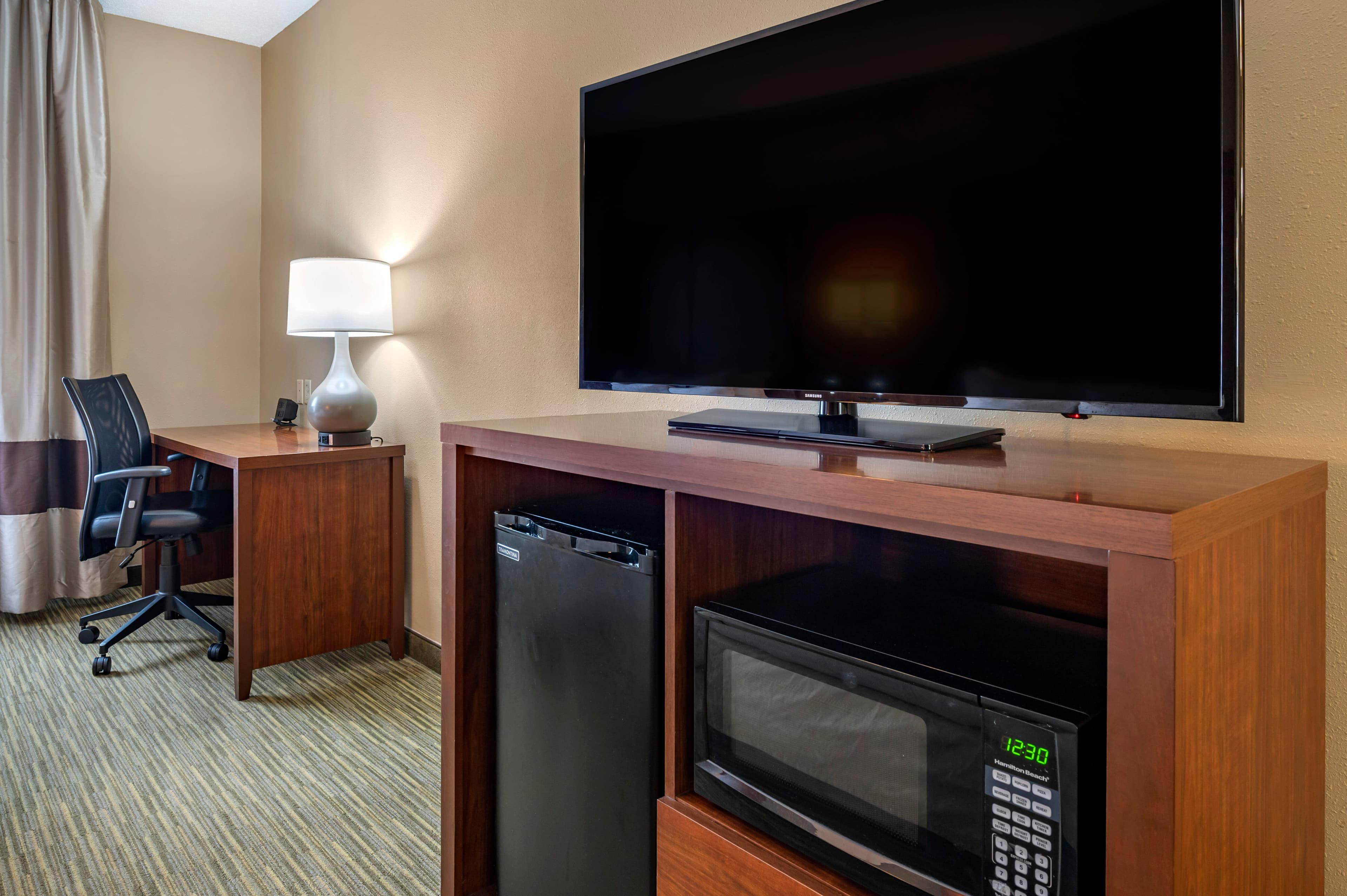 Comfort Suites Elkhart North — 12