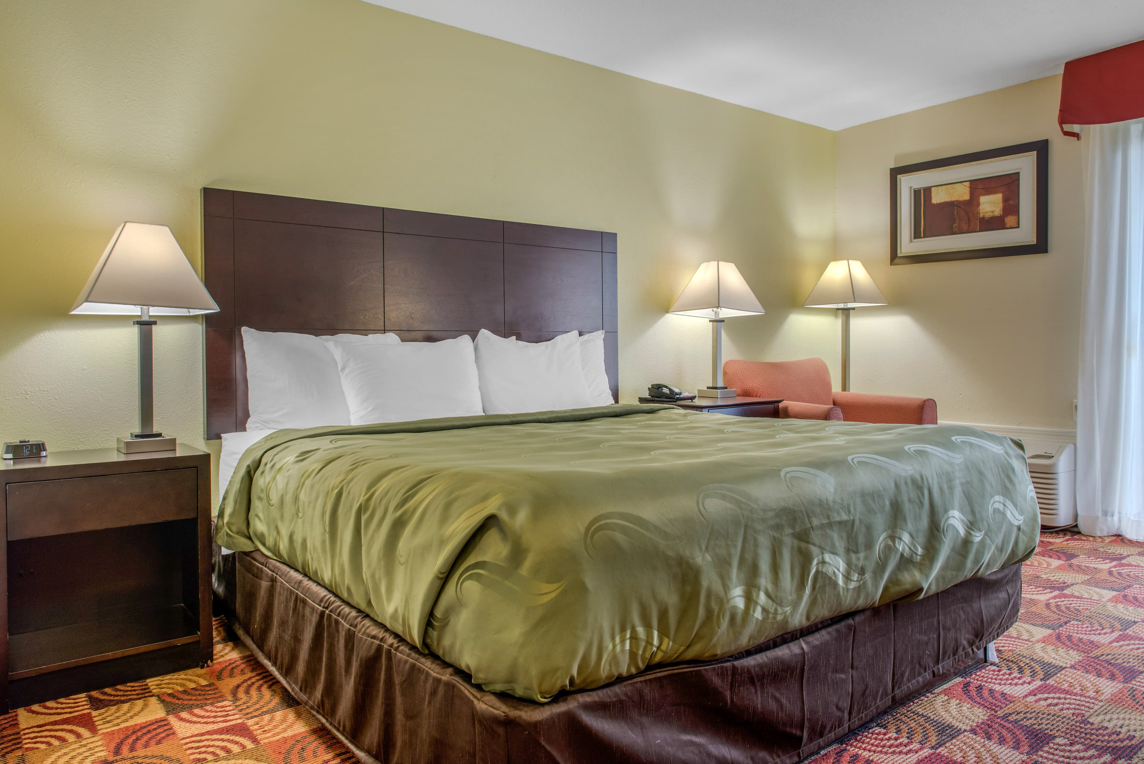 Quality Inn Bloomington Near University - Image 2