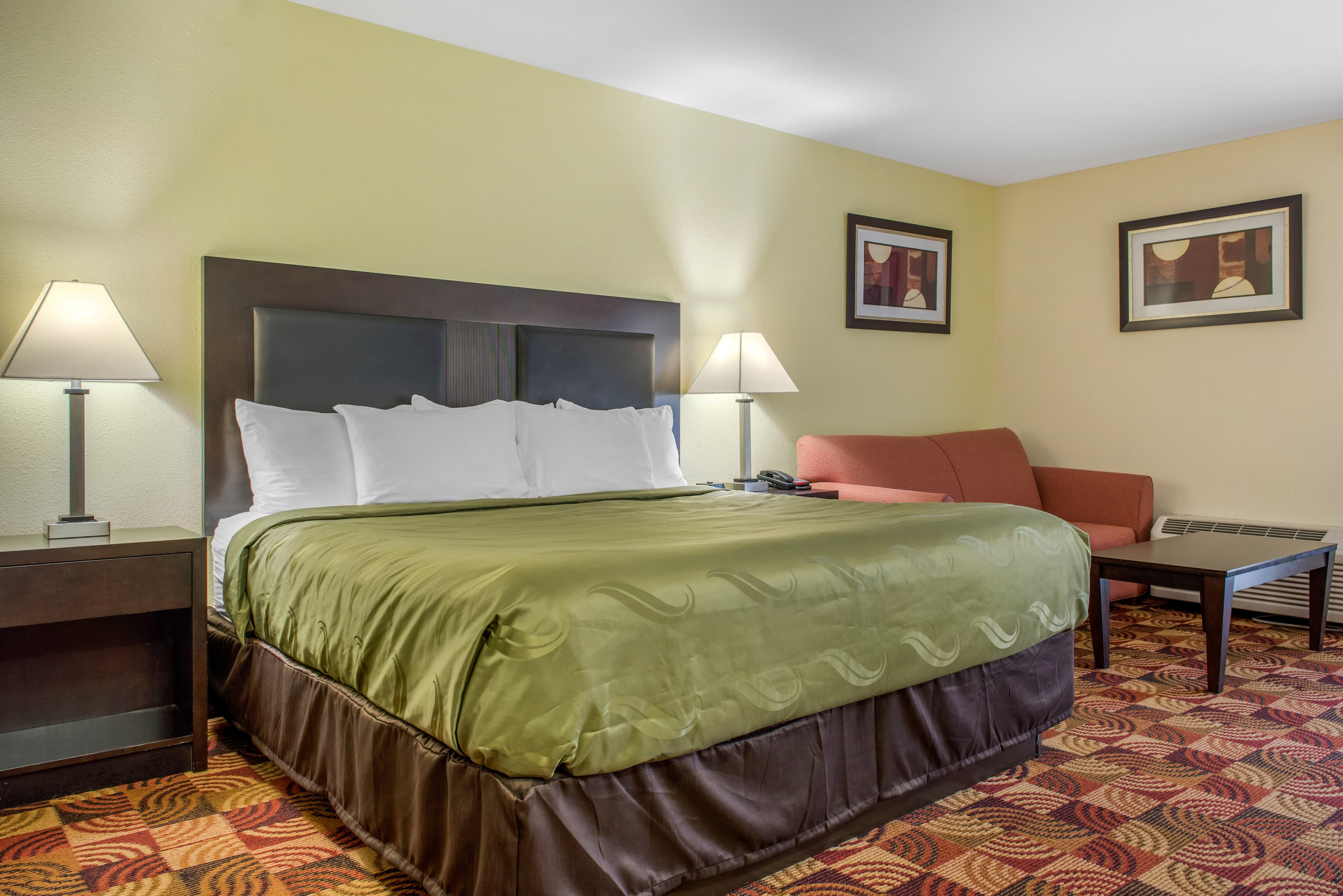 Quality Inn Bloomington Near University - Image 1