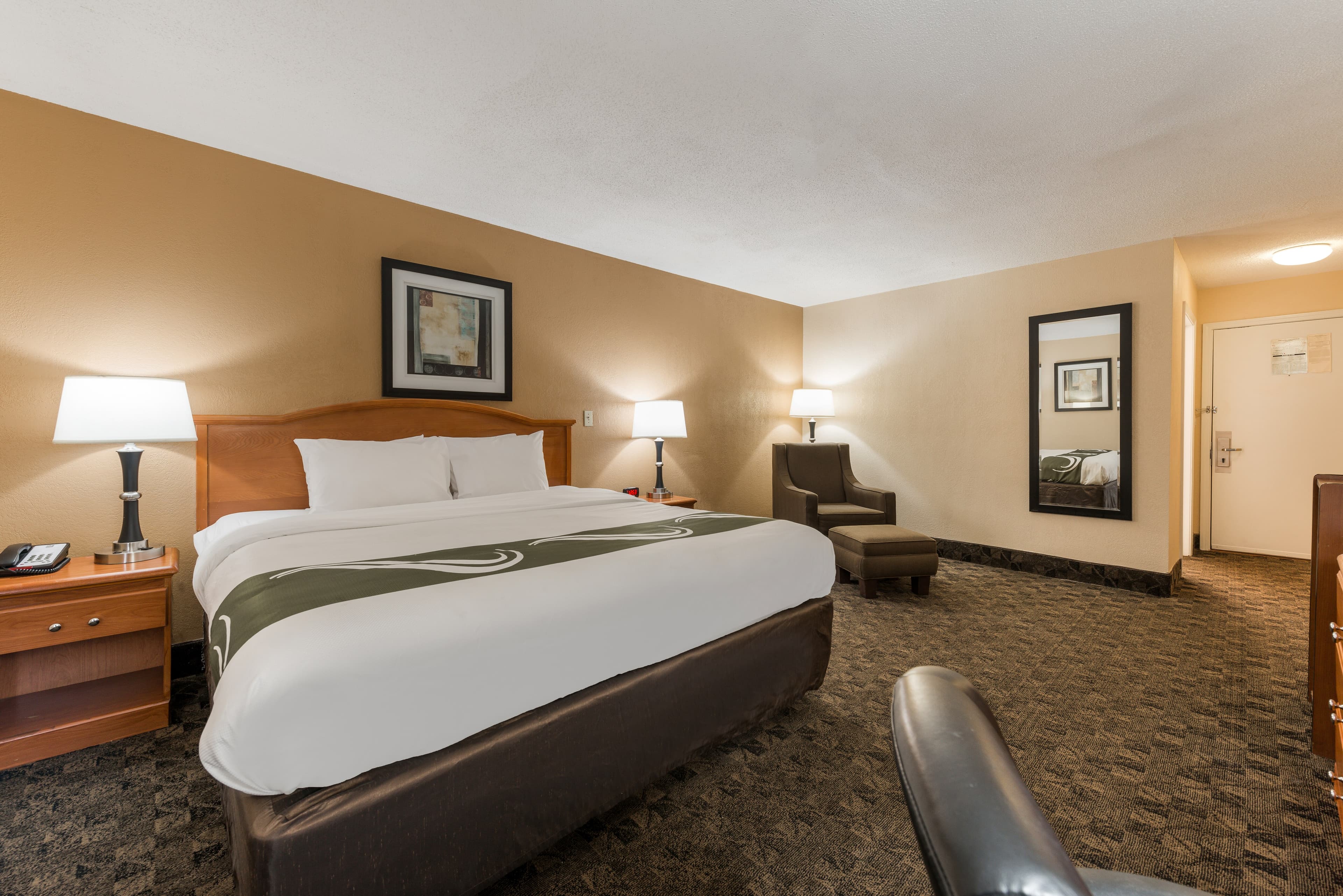 Quality Inn & Suites Portage Central — 8