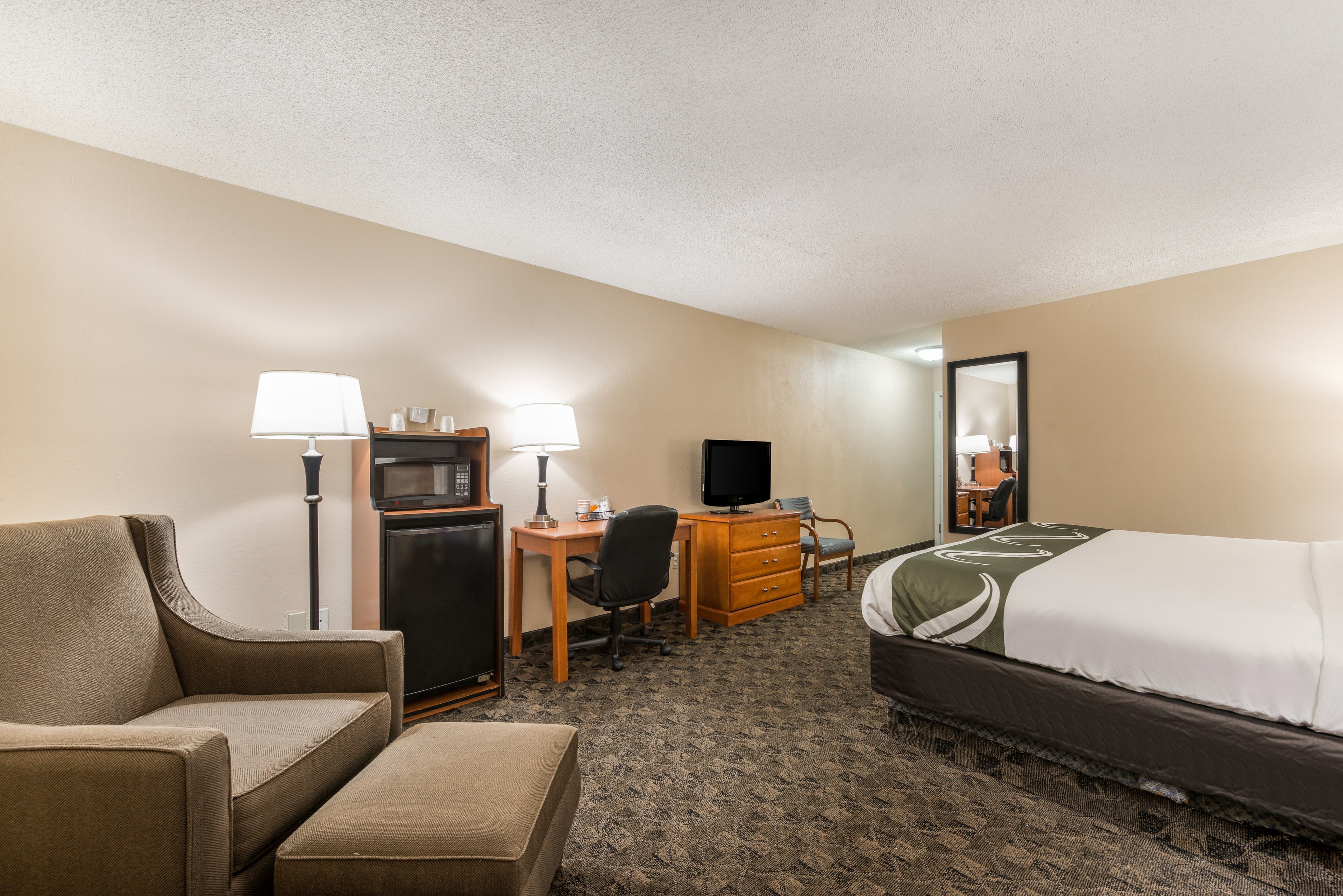 Quality Inn & Suites Portage Central — 12