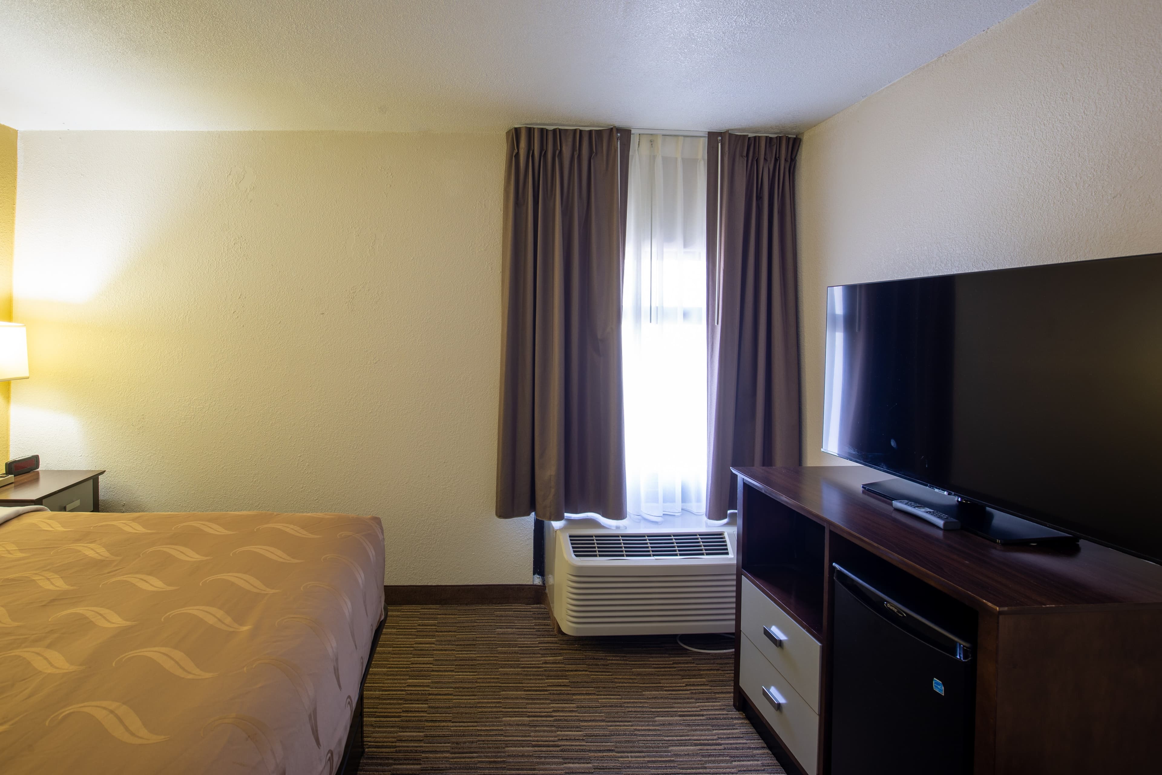 Quality Inn & Suites Portage Central — 17
