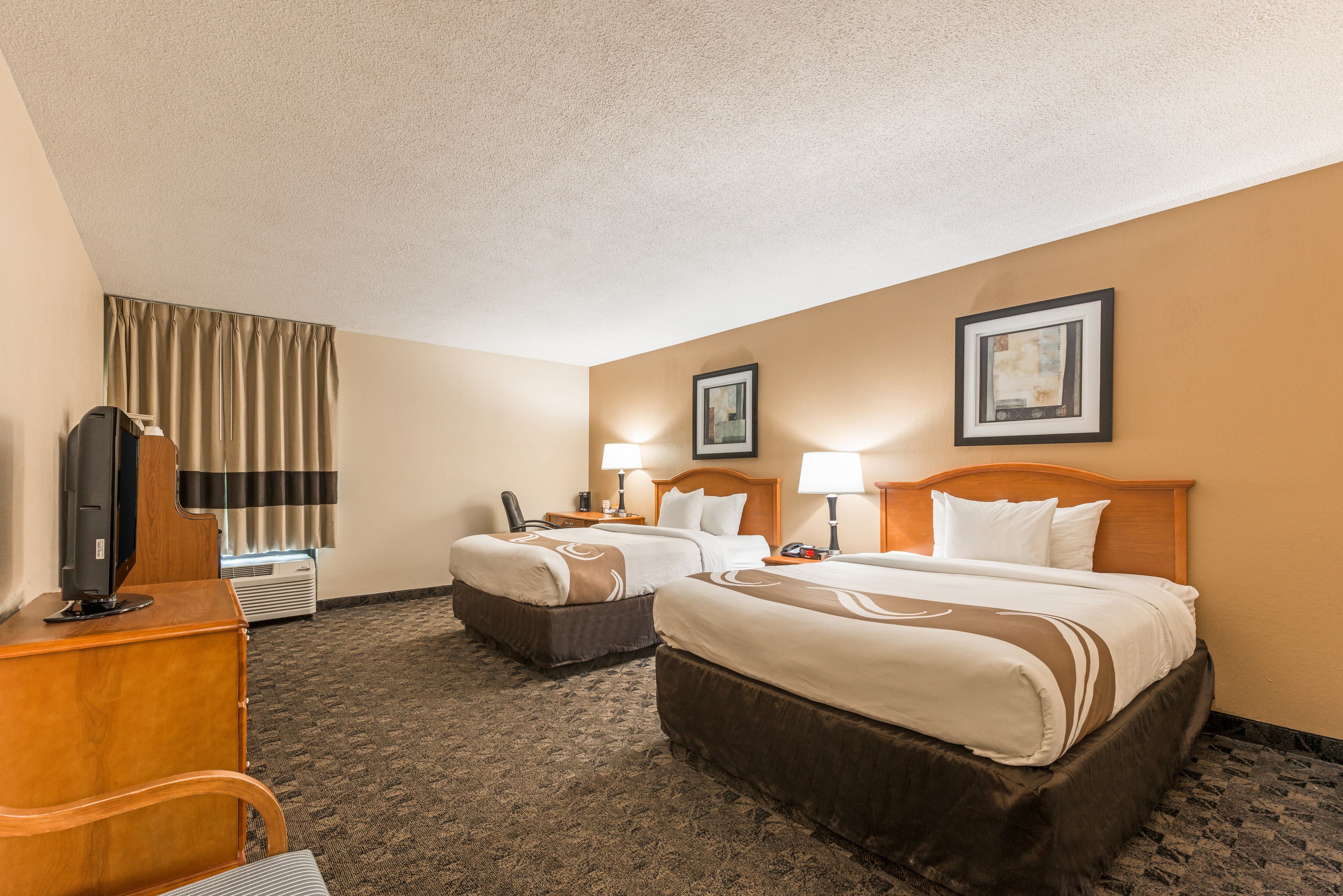 Quality Inn & Suites Portage Central — 21