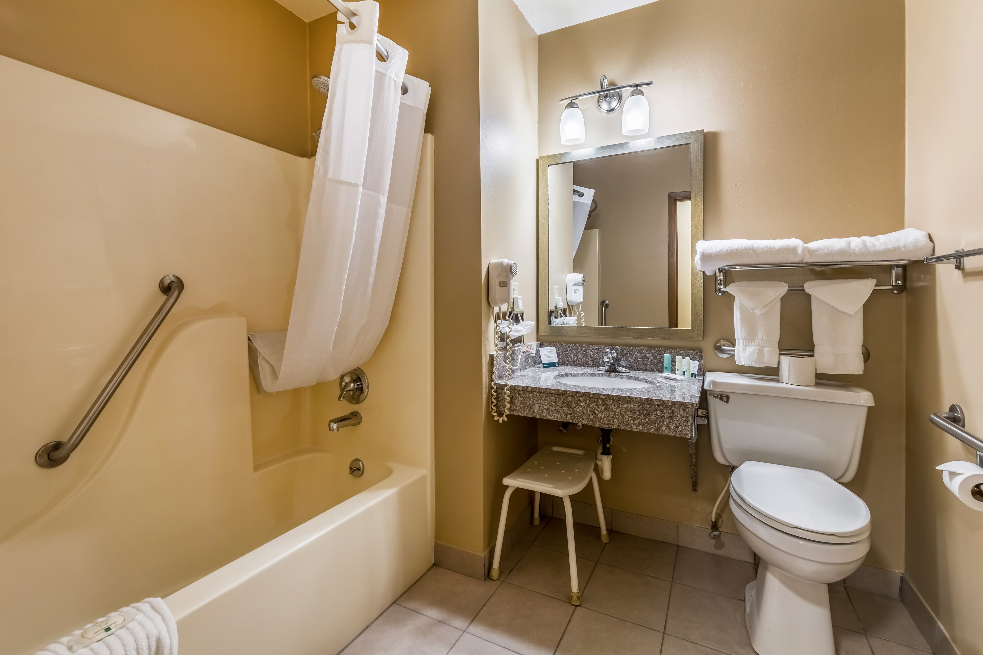 Quality Inn I-74 Batesville — 9