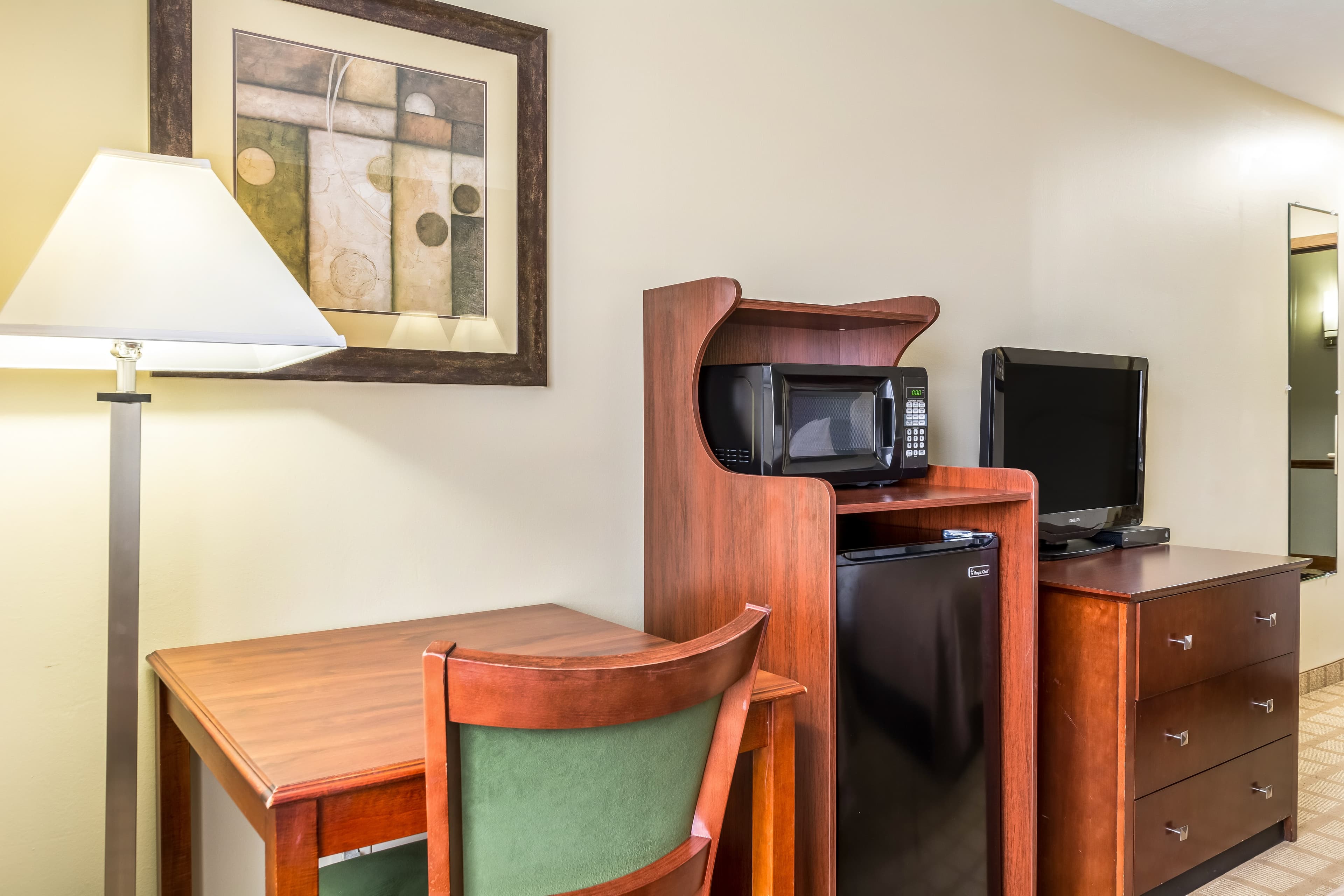 Quality Inn I-74 Batesville - Image 3